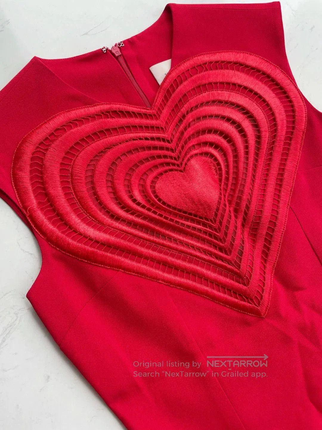 Christopher Kane Christopher Kane Heart Embroidered Dress. Size XS / US 0-2 / IT 36-38 - 4 Thumbnail