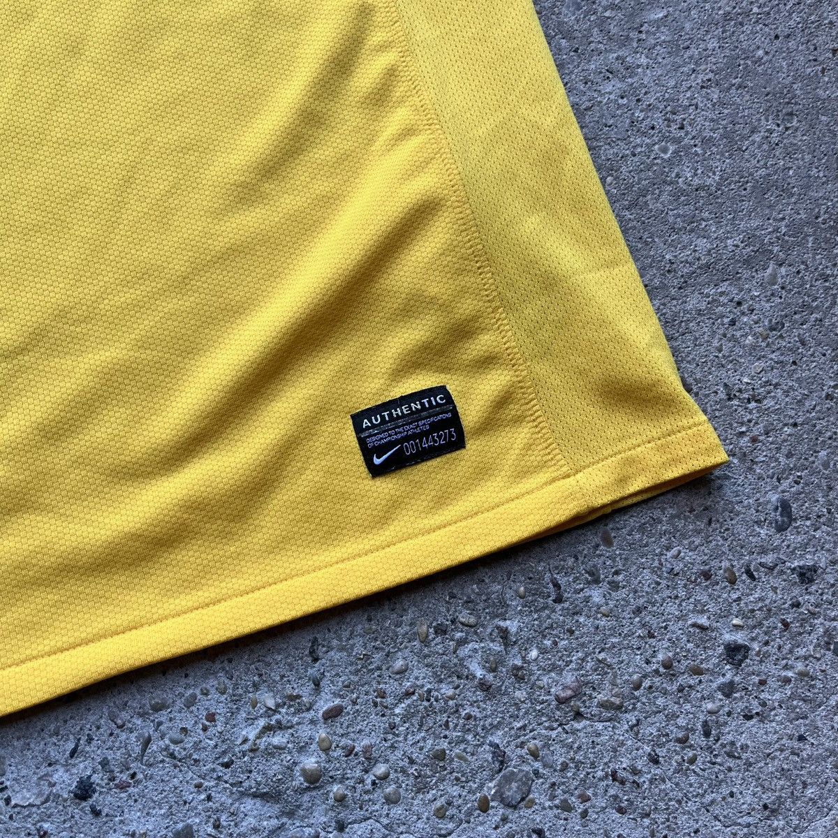 Nike Nike Home 2010-2011 Jersey yellow rare vintage Size US S / EU 44-46 / 1 - 2 Thumbnail