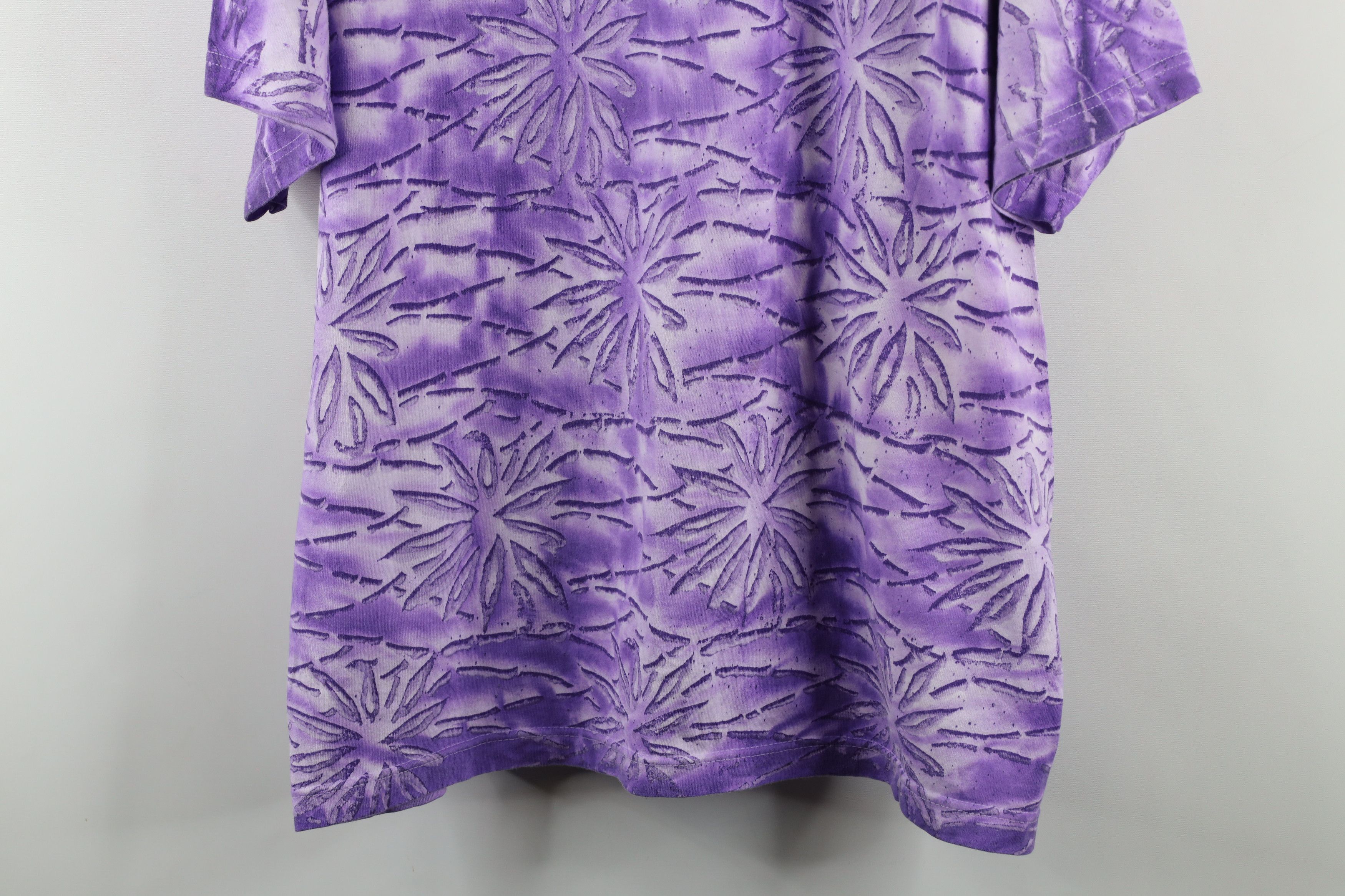 Vintage Vintage 90s Streetwear Burst Acid Wash T-Shirt Cotton USA Size US XXL / EU 58 / 5 - 3 Thumbnail