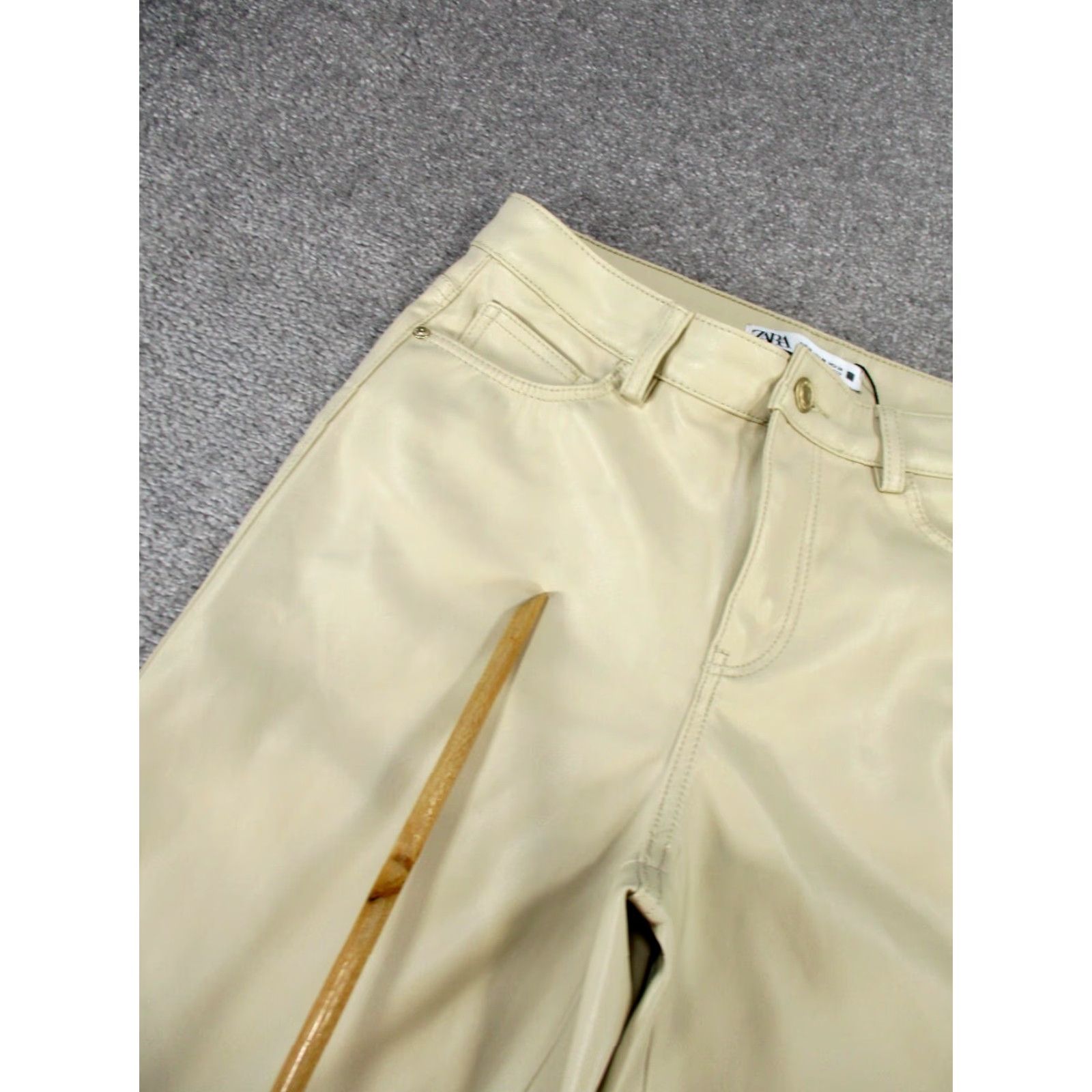 Zara Zara Pants Womens 4 Beige Faux Leather Straight Leg NEW Stains Size 27" / US 4 / IT 40 - 3 Thumbnail