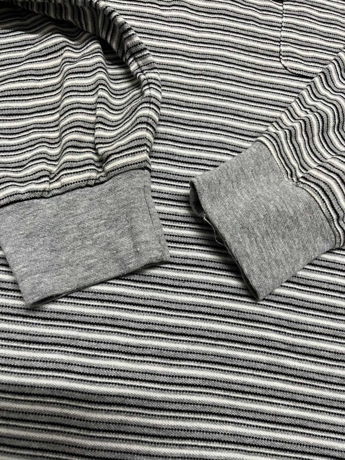 Gianni Valentino 💥Gianni Valentino Vintage 90s Striped Polo Longsleeves Size US M / EU 48-50 / 2 - 9 Thumbnail