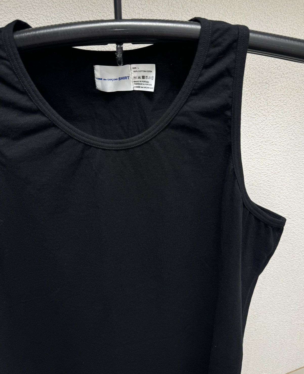 Comme des Garcons Comme Des Garcons Cdg Play black sleeveless L sz Size US L / EU 52-54 / 3 - 2 Thumbnail