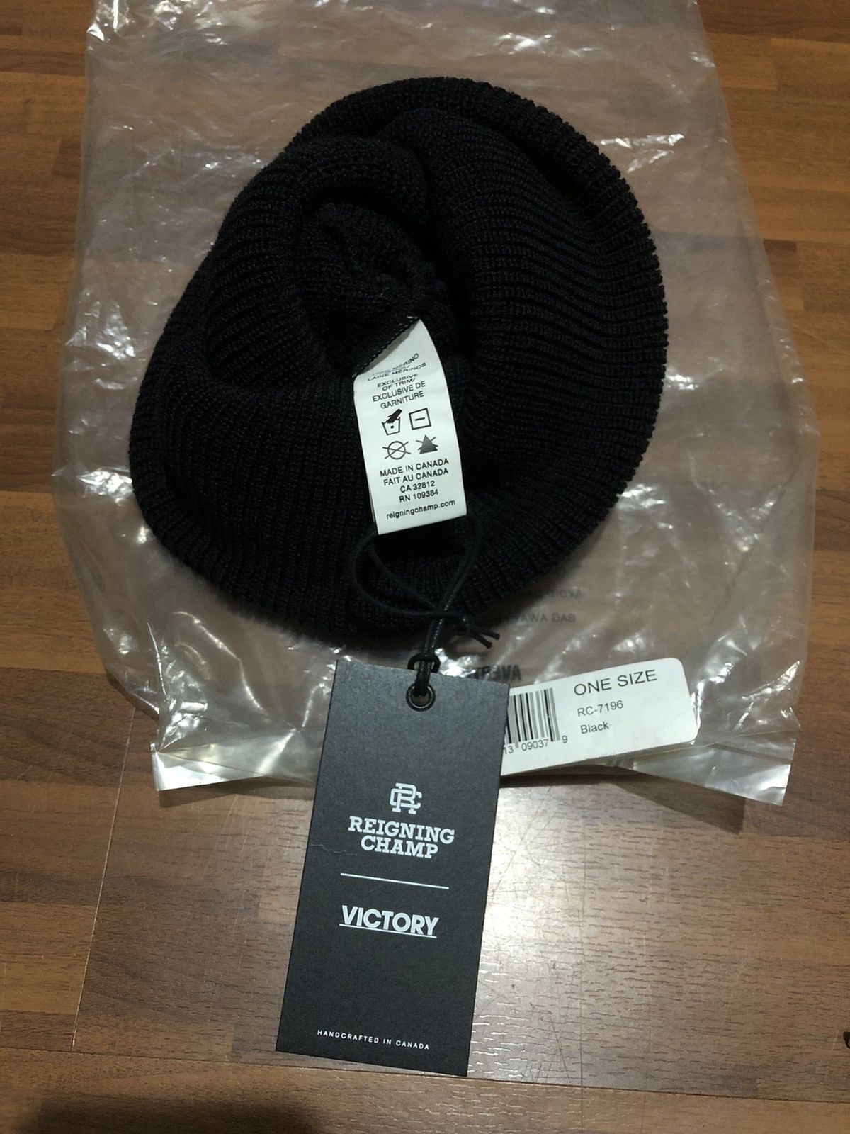 Reigning Champ × SOAR Running × UVU Reigning champ X Victory Beanie black Size ONE SIZE - 2 Thumbnail