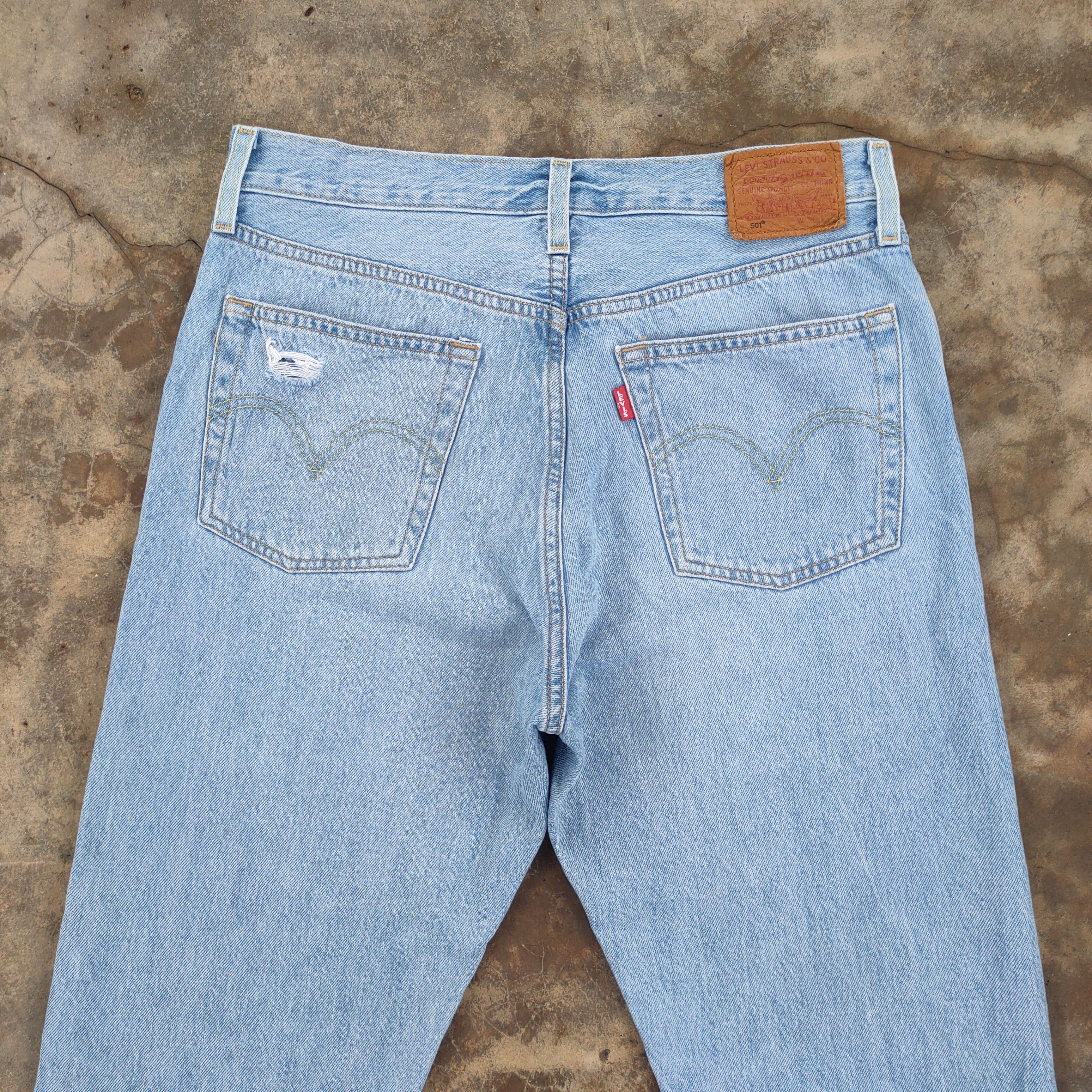 Levi's LEVI'S PREMIUM 501 FADED DISTRESSED DENIM JEANS PANTS Size US 30 / EU 46 - 10 Thumbnail