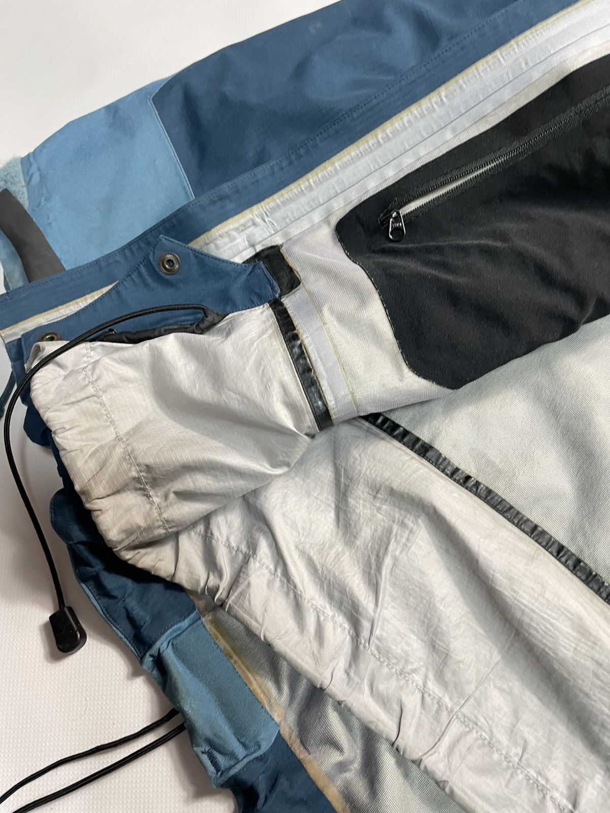 Arc'teryx Vtg Arc'teryx Sidewinder SV Gore-Tex Pro XCR Jacket Size L / US 10 / IT 46 - 9 Thumbnail