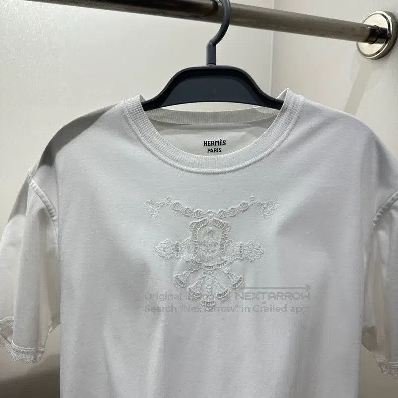 Hermes Hermes Lace Cut-Out Short Sleeve T-Shirt Size XS / US 0-2 / IT 36-38 - 6 Thumbnail