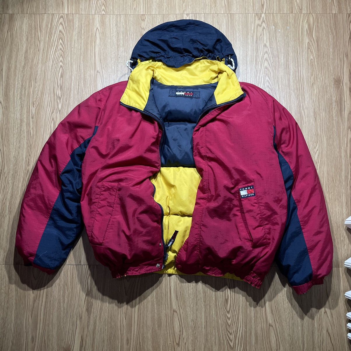 Tommy Hilfiger × Vintage Puffer Tommy Hilfiger Vintage 90’s Big Logo Reversible Size US XL / EU 56 / 4 - 14 Thumbnail