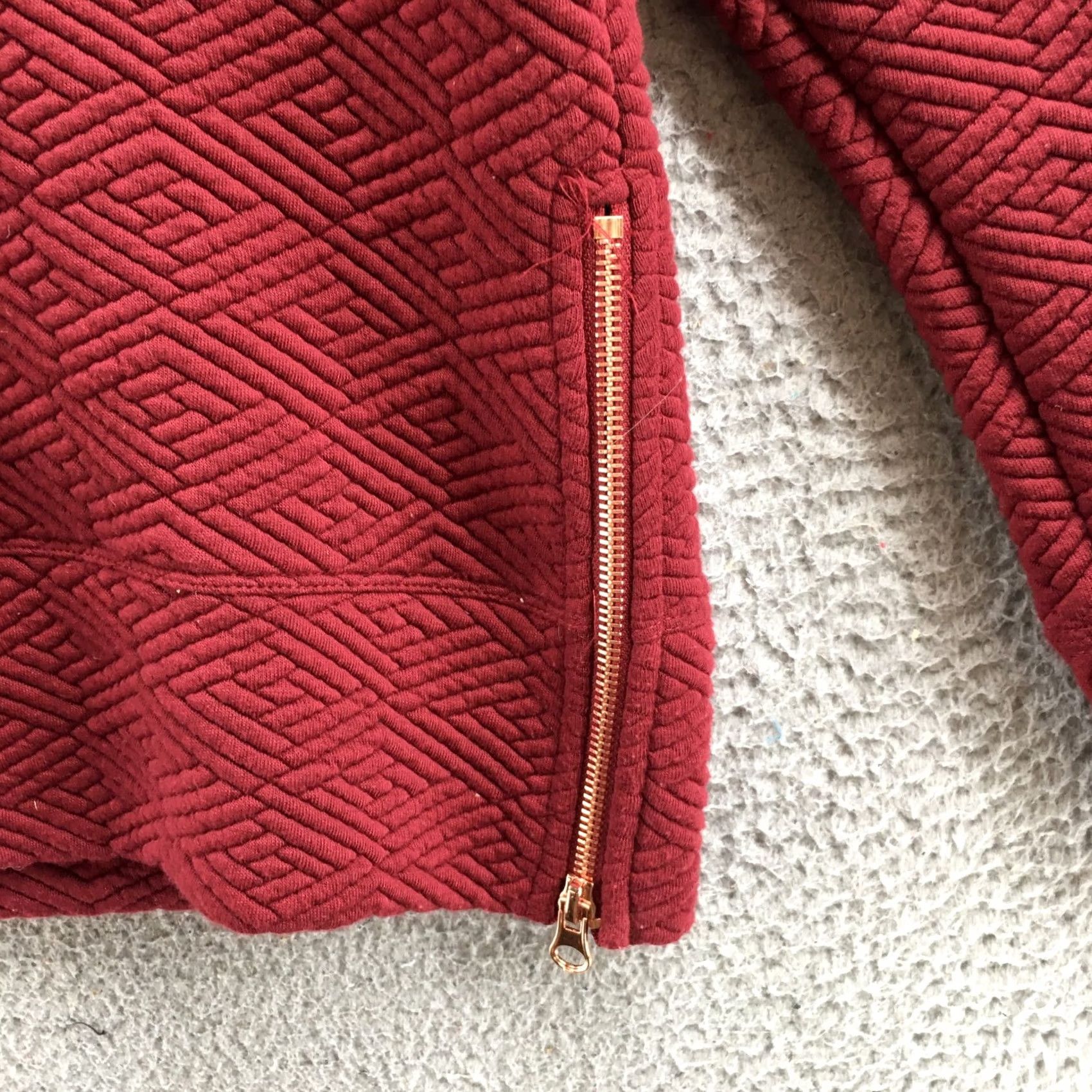 Vintage Ideology Hoodie Womens M Burgundy Pullover Polyester Textured Casual Sweatshirt Size M / US 6-8 / IT 42-44 - 4 Thumbnail