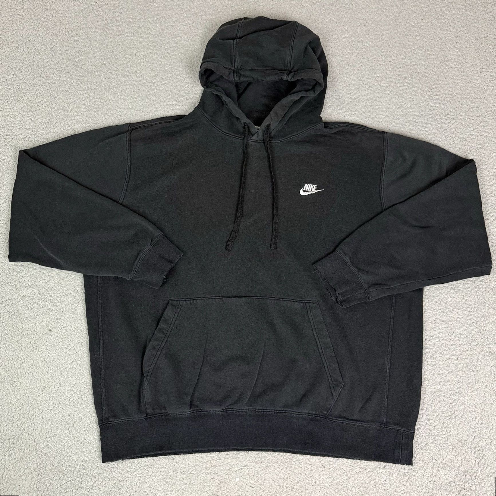 Nike Nike Hoodie Mens XL Black Regular Fit Sportswear Logo Pockets Hooded Fleece Sweatshirt Size US XL / EU 56 / 4 - 2 Thumbnail
