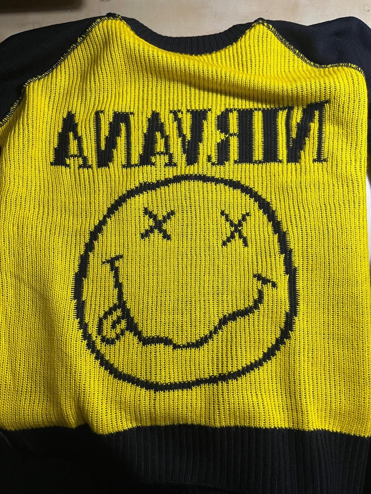Designer Nirvana Crew Neck Smiley Knitted Sweater - Medium Size US M / EU 48-50 / 2 - 3 Thumbnail