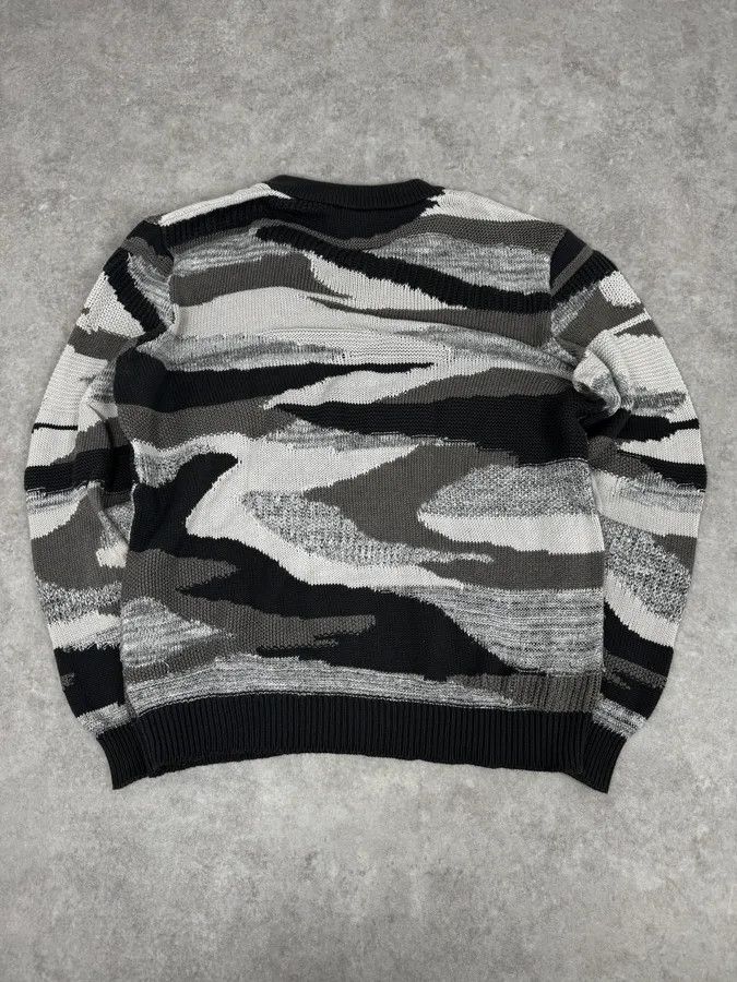 Emporio Armani 2010s Emporio Armani Camo Military Sweater Size US S / EU 44-46 / 1 - 4 Thumbnail