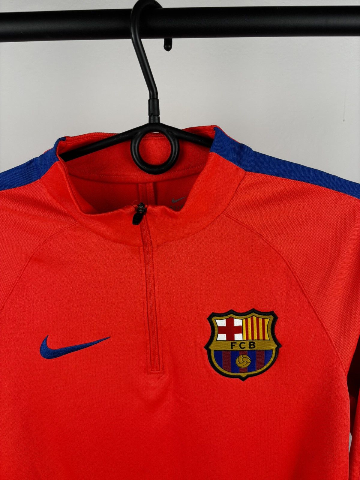 Nike Nike x F.C Barcelona 2016 long sleeve jersey size S Size US S / EU 44-46 / 1 - 3 Thumbnail