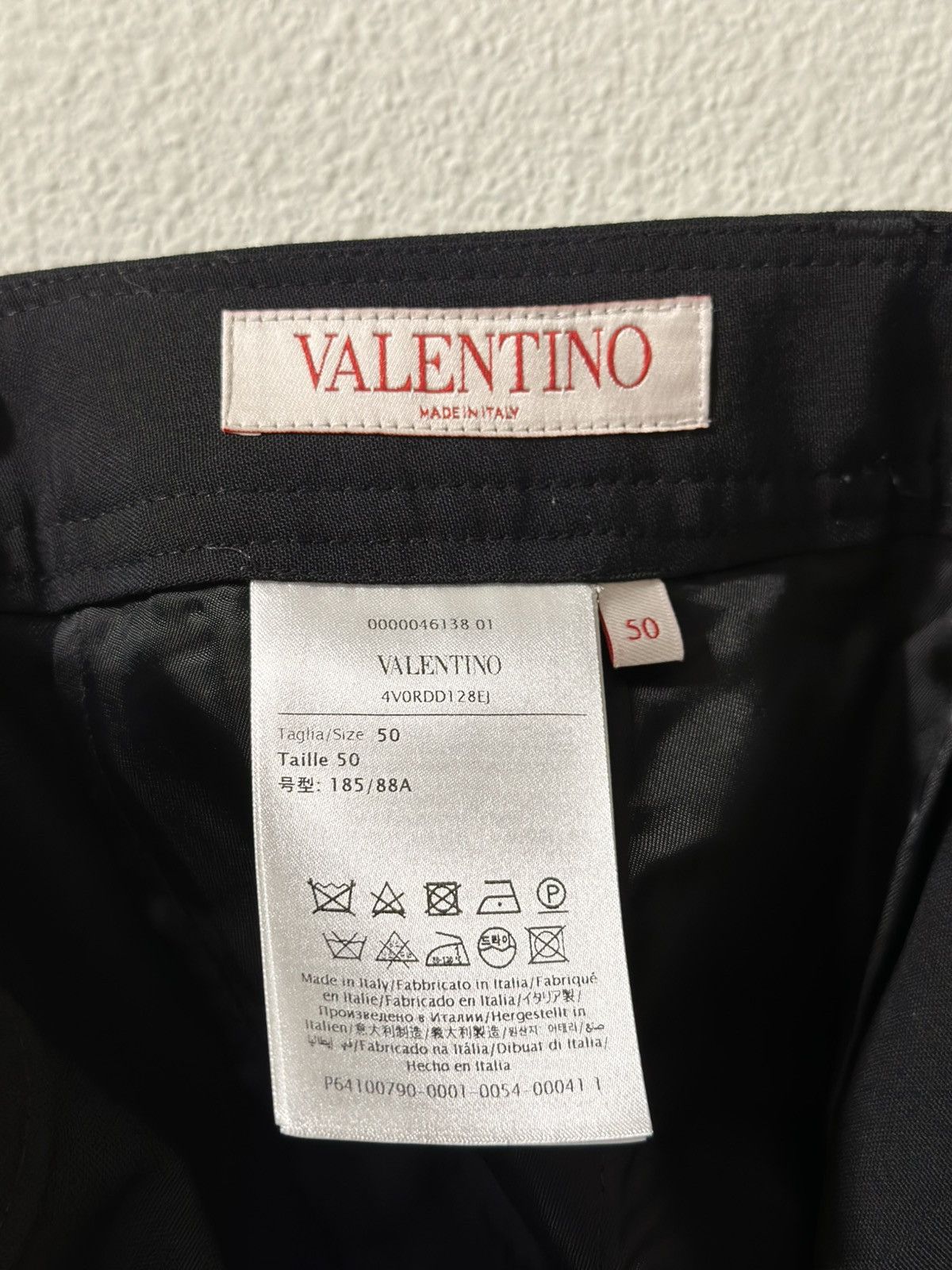 Valentino 🚨Final Price Drop! Black Wool Pleated Bermuda Shorts New Size US 34 / EU 50 - 5 Thumbnail