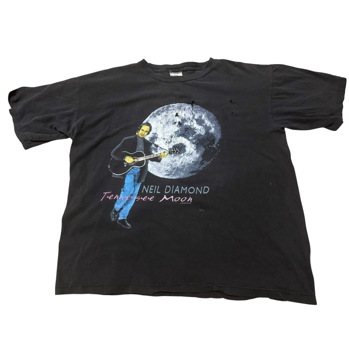 Vintage Vintage 90s Thrashed Neil Diamond Tennessee Moon T Shirt Size US XL / EU 56 / 4 - 1 Thumbnail