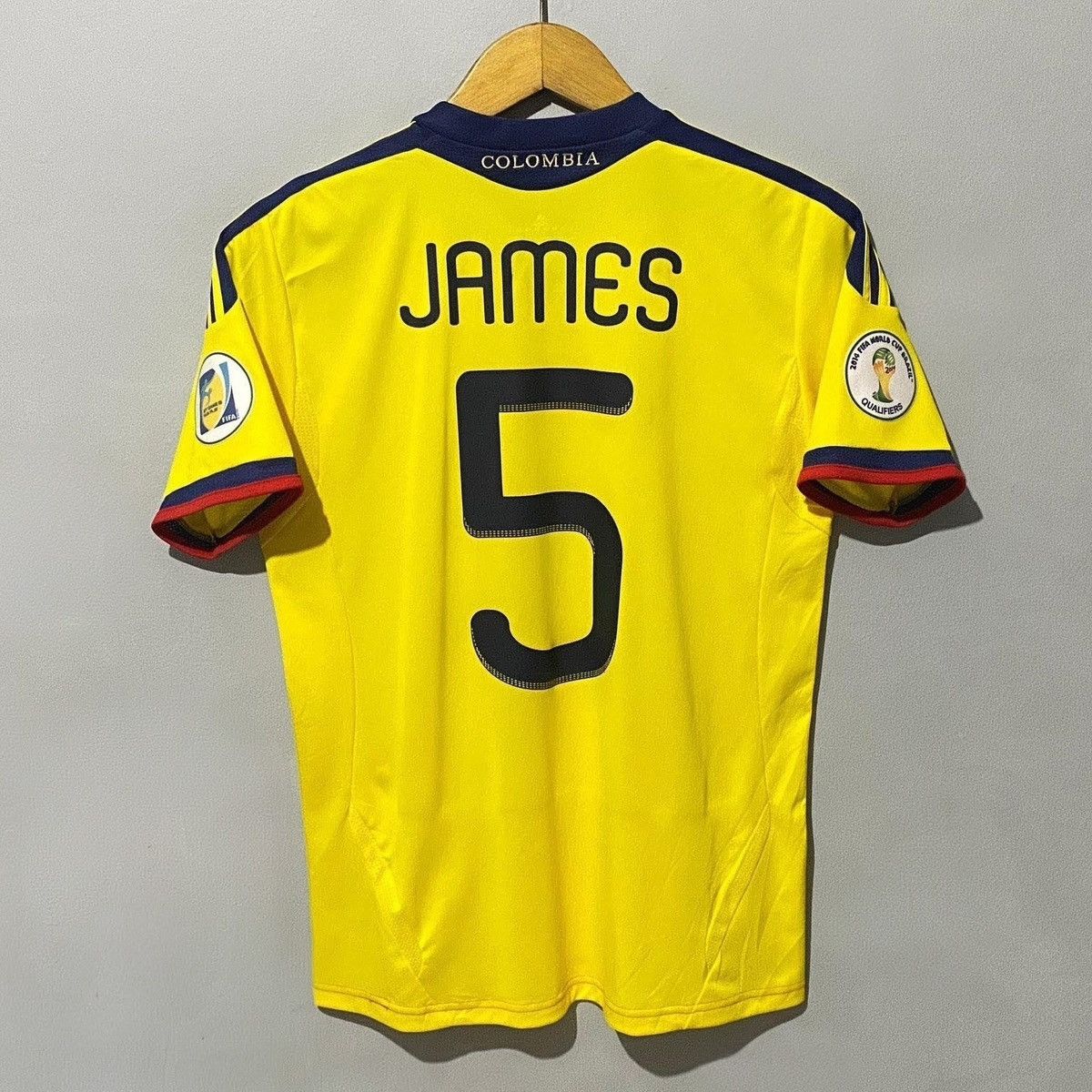Adidas Colombia 2011-2013 Home Jersey James Rodriguez Size US S / EU 44-46 / 1 - 2 Thumbnail