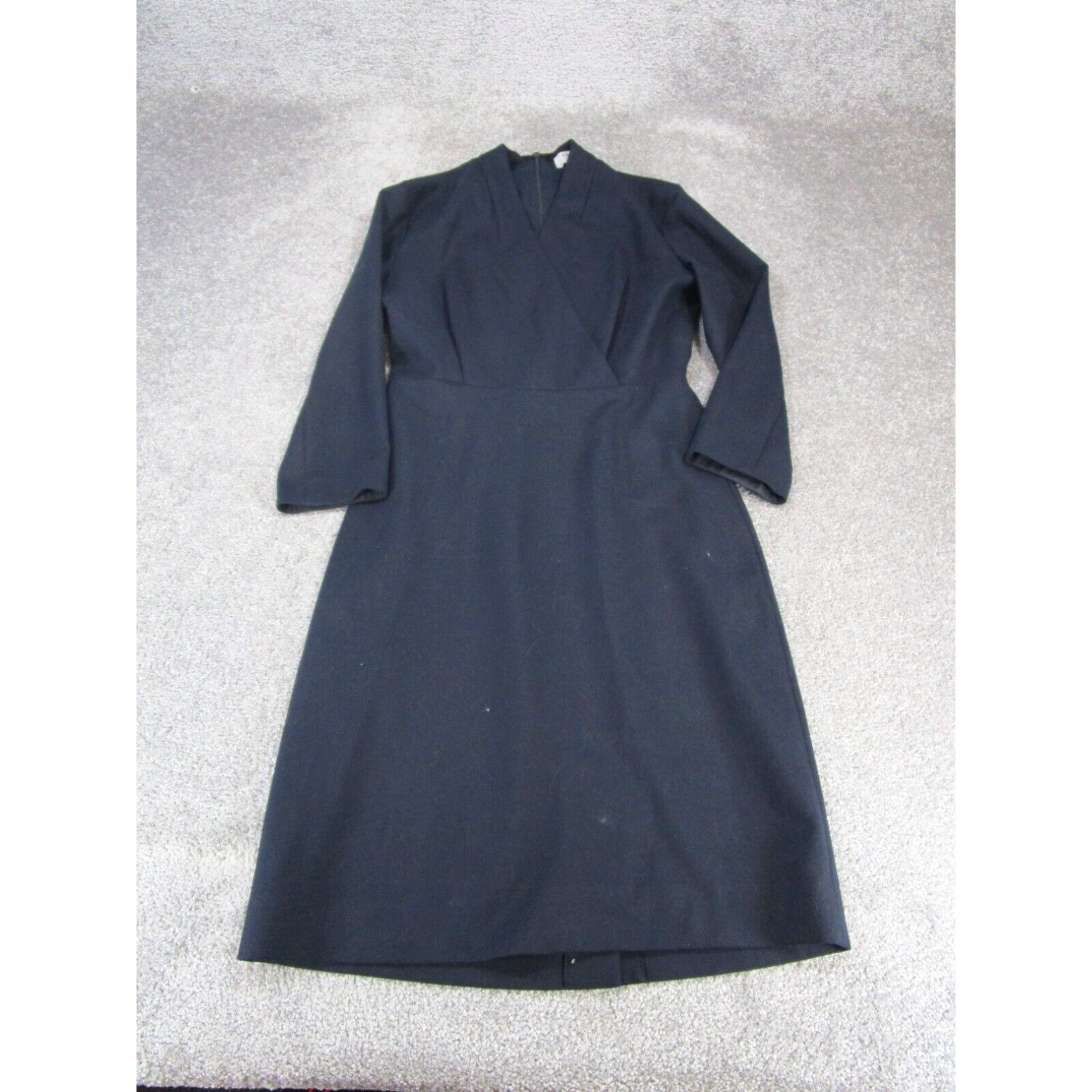 image of Vintage M.m. Lafleur A-Line Dress Womens 2 Navy Blue Long Sleeve V-Neck in White (Size XS)