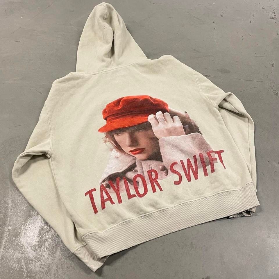 Vintage Taylor swift eras tour hoodie Size US M / EU 48-50 / 2 - 2 Thumbnail