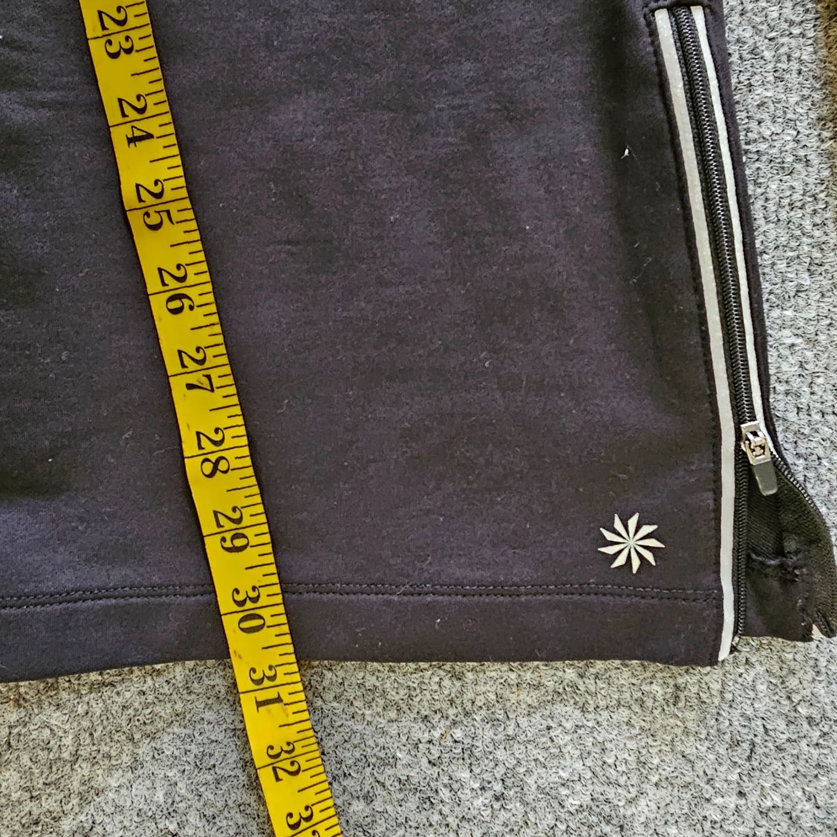 Athleta Athleta Pants Womens Small Black Workout Flare Zip Pull On Track Casual Y2K Size 28" / US 6 / IT 42 - 7 Thumbnail