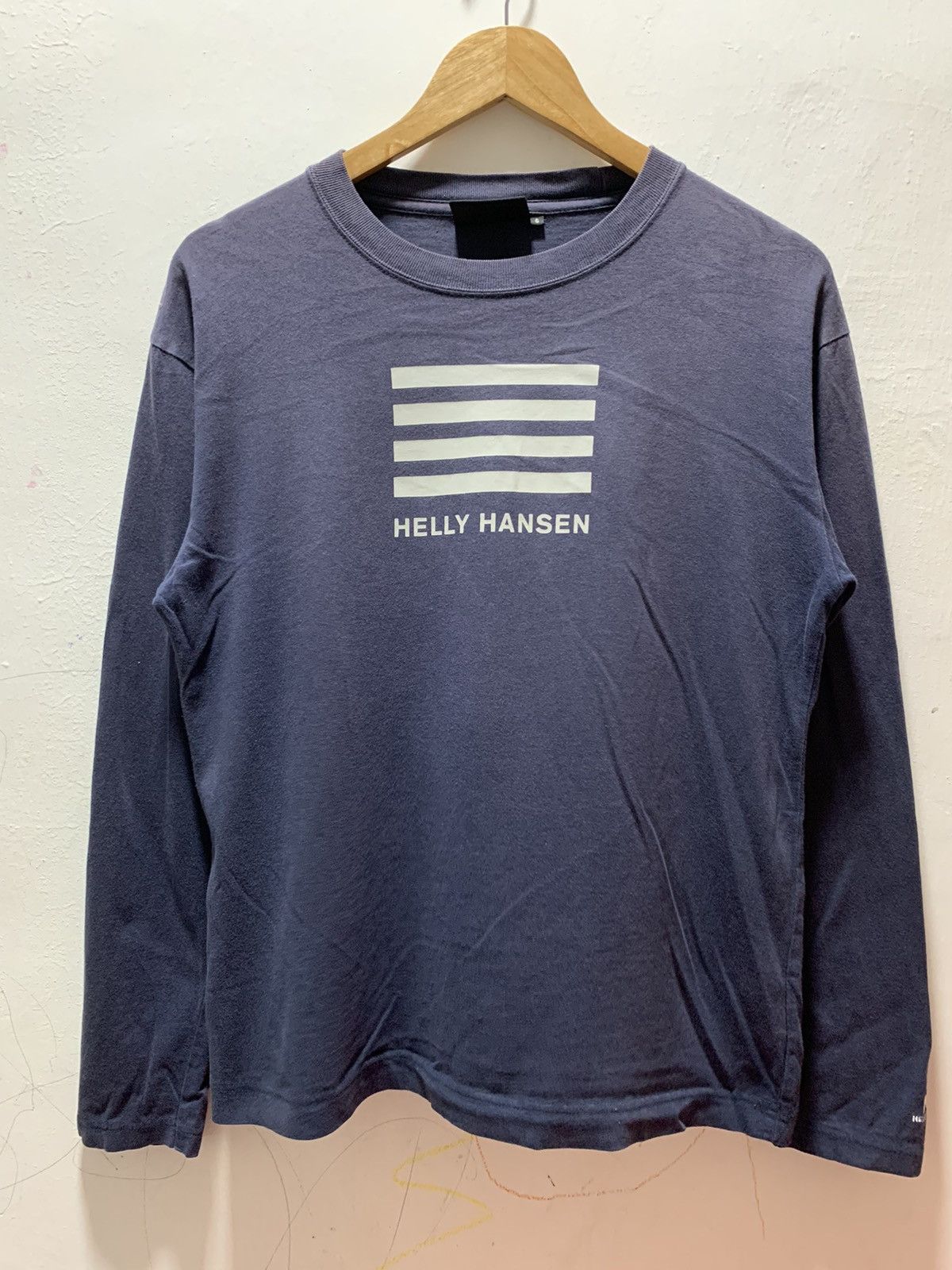 Helly Hansen Vintage Helly hansen longsleeve Crewneck Pullover Jumper Size US S / EU 44-46 / 1 - 1 Thumbnail