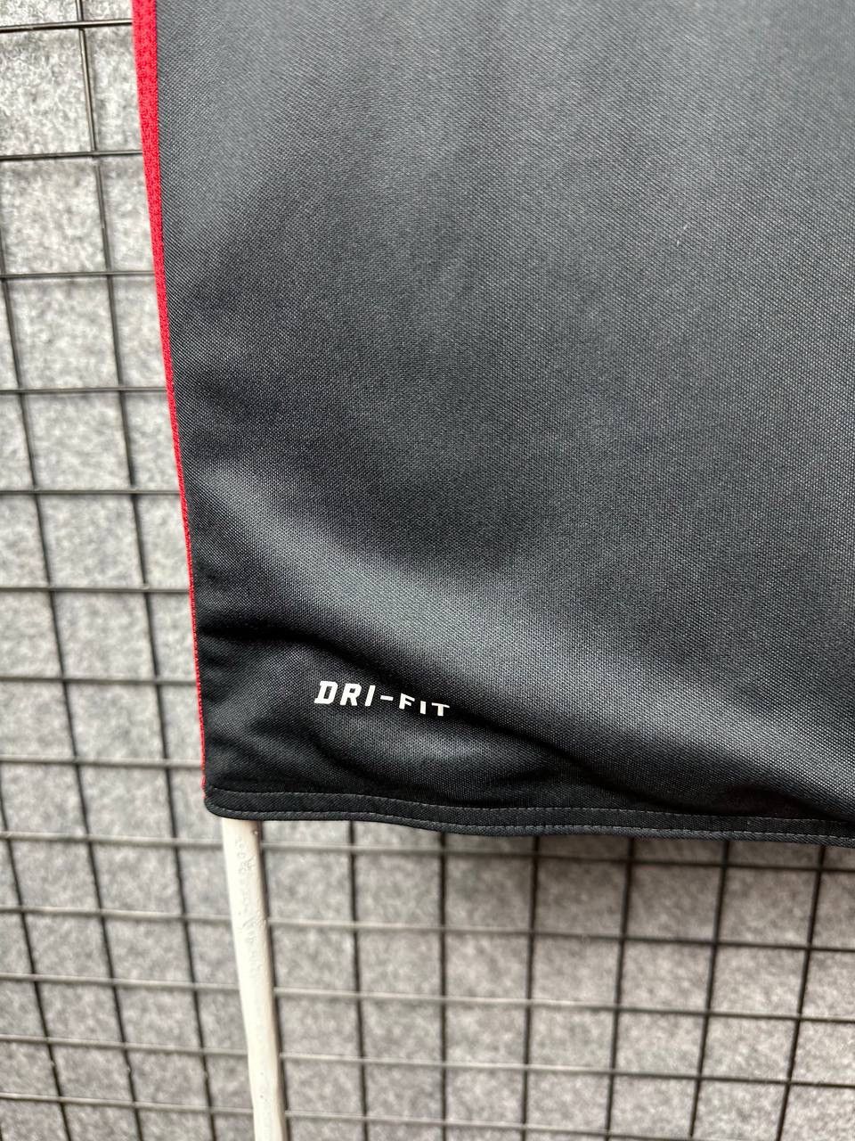 Nike × Vintage Nike Tank top sleeves basketball NBA center swoosh size M/L Size US M / EU 48-50 / 2 - 6 Thumbnail