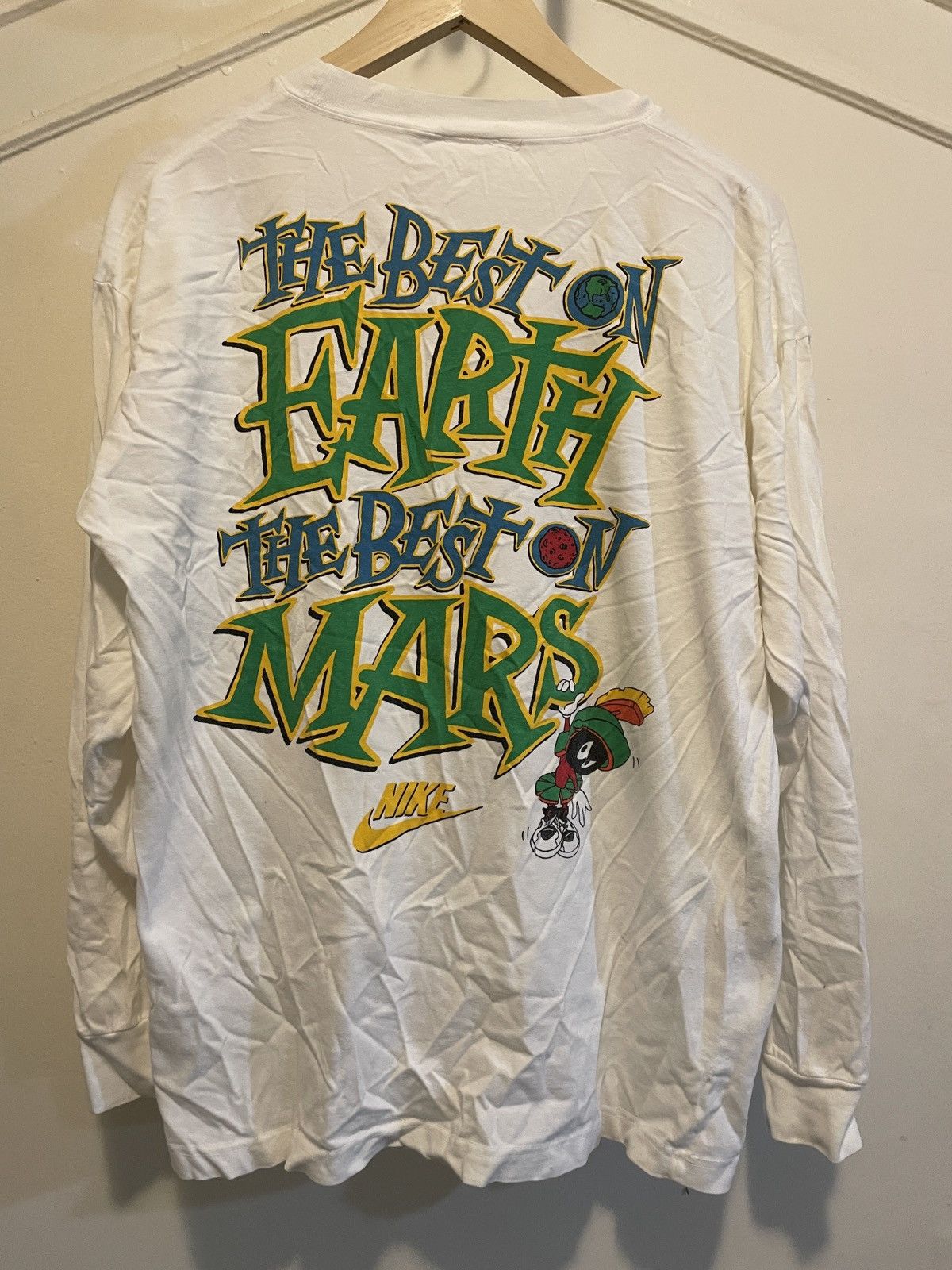 Jordan Brand Vintage Nike Jordan Space Jam Looney Tunes Tshirt Sz M Size US M / EU 48-50 / 2 - 2 Thumbnail