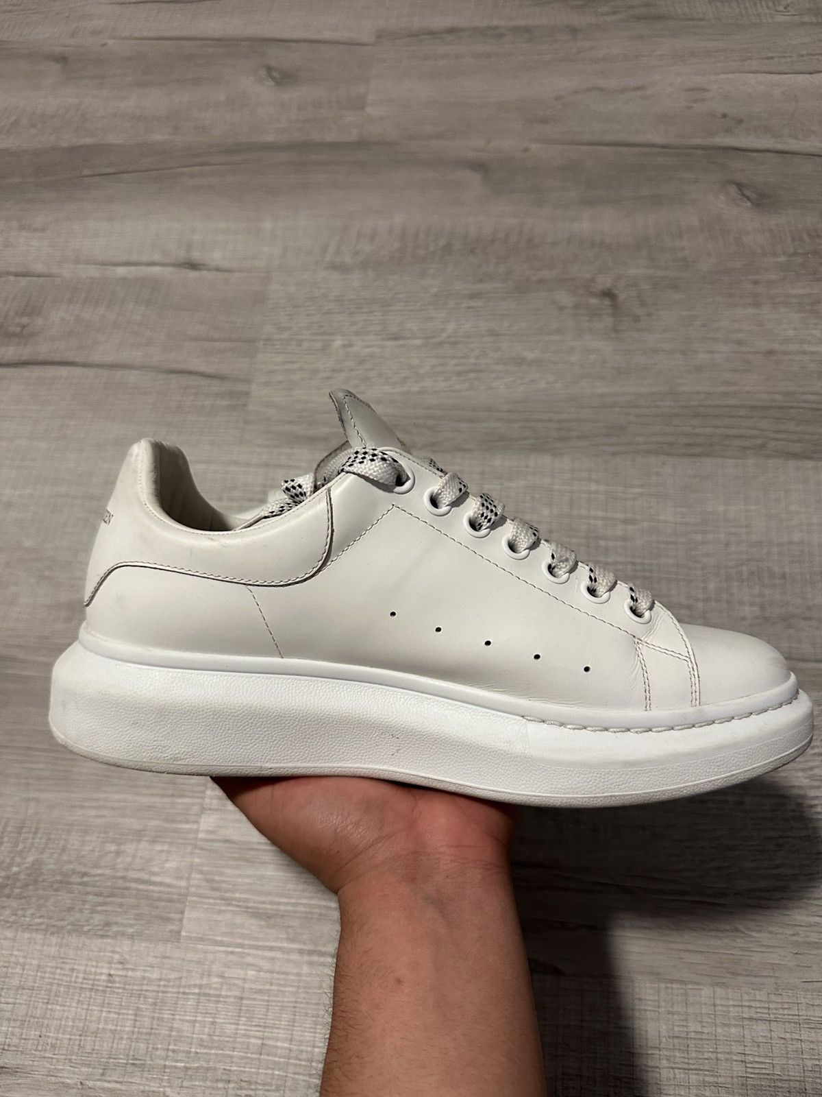 Alexander McQueen Alexander McQueen white Size US 10 / EU 43 - 12 Thumbnail