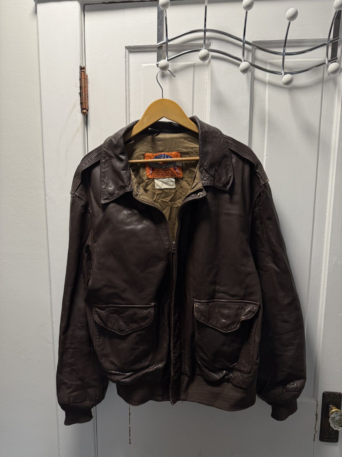 Vintage Vintage Cooper A-2 Leather Flight Jacket Size US M / EU 48-50 / 2 - 2 Thumbnail