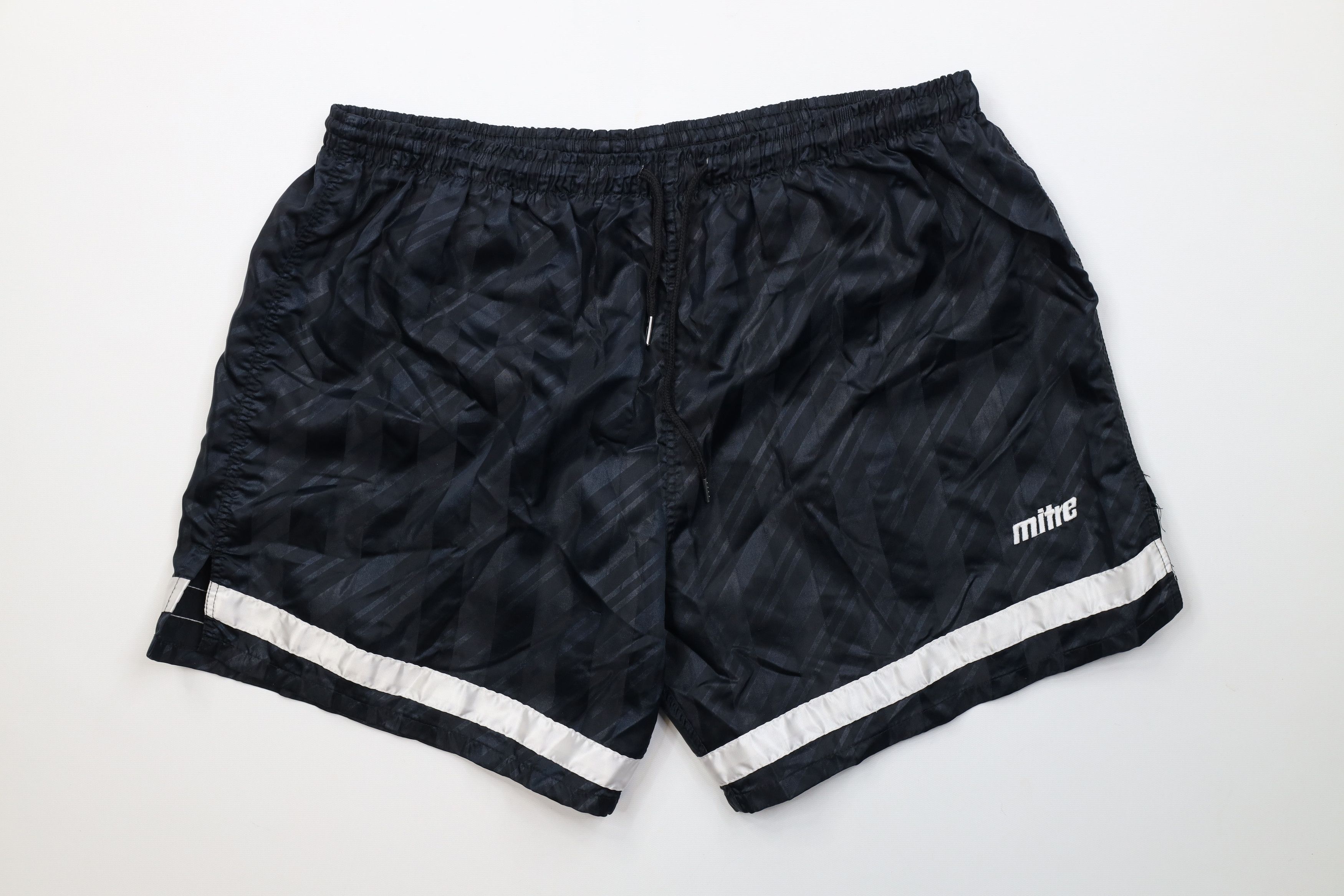 Vintage Vintage 90s Mitre Running Jogging Soccer Shorts Black Size US 36 / EU 52 - 1 Thumbnail