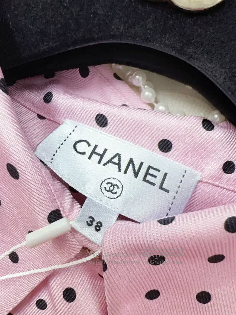 Other Chanel 24P pink polka dot silk sleeveless shirt Size XS / US 0-2 / IT 36-38 - 4 Thumbnail