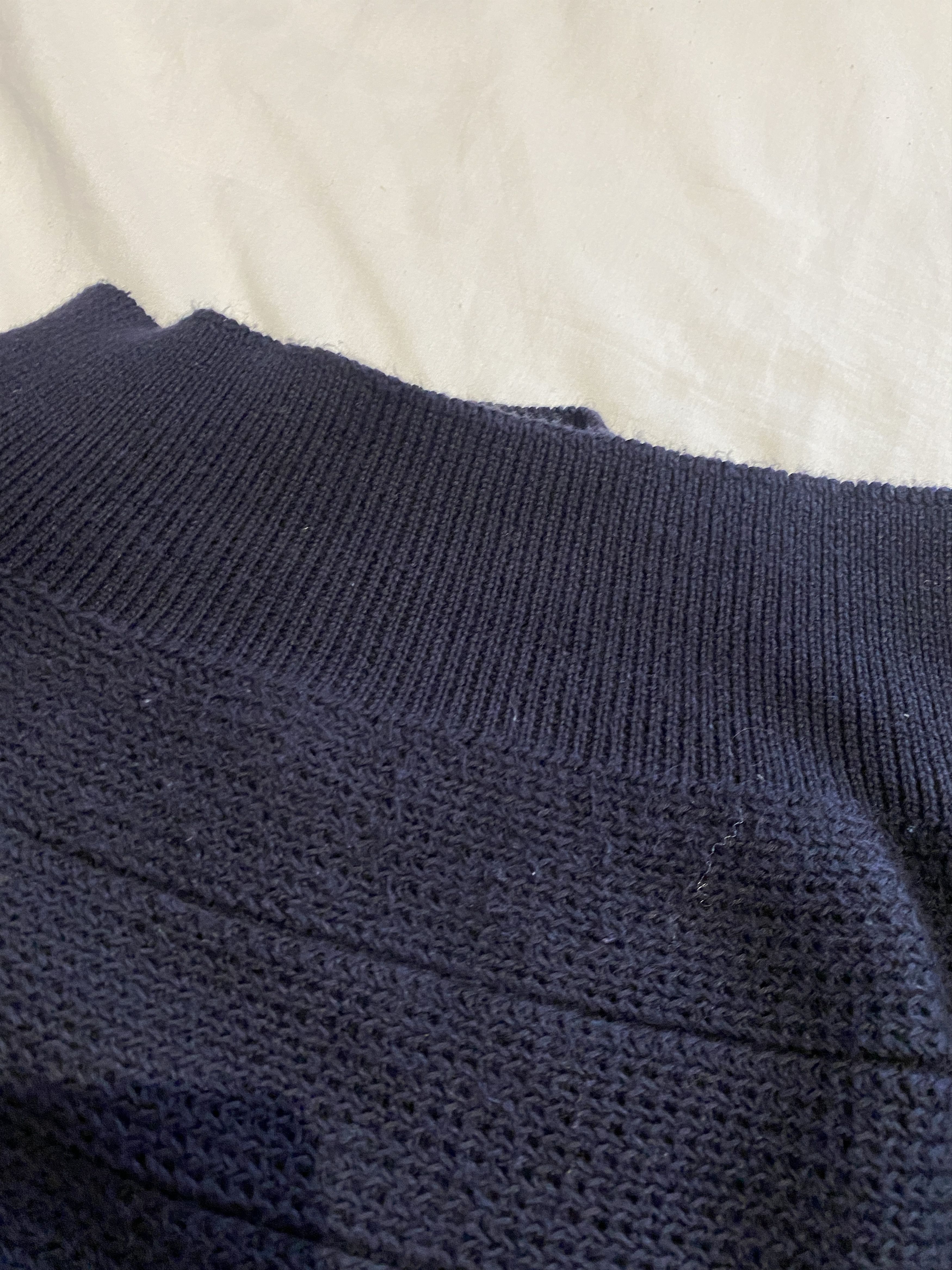 Maison Kitsune Maison Kitsune small fox logo sweater knitwear Size US S / EU 44-46 / 1 - 7 Thumbnail