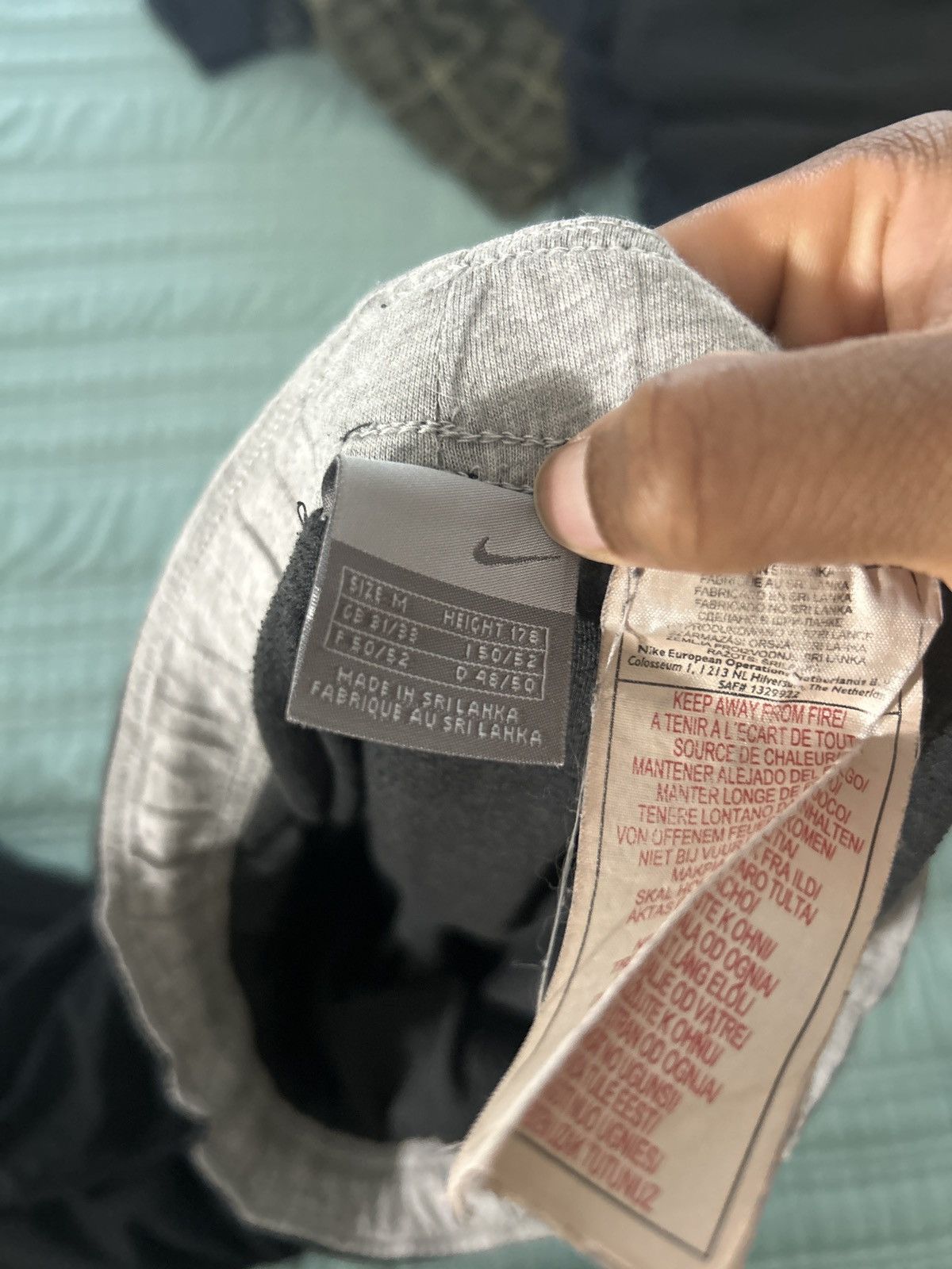 Nike Nike sportswear sweatpants Size US 34 / EU 50 - 3 Thumbnail