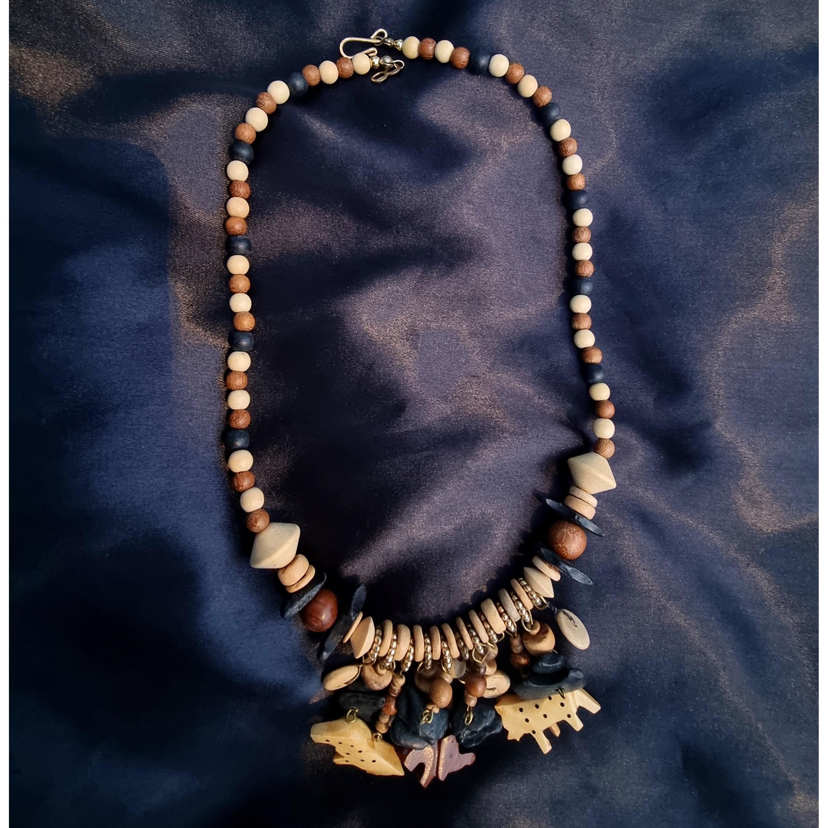Other Vintage Wooden Handcarved Animal Beaded Necklace Size ONE SIZE - 4 Thumbnail