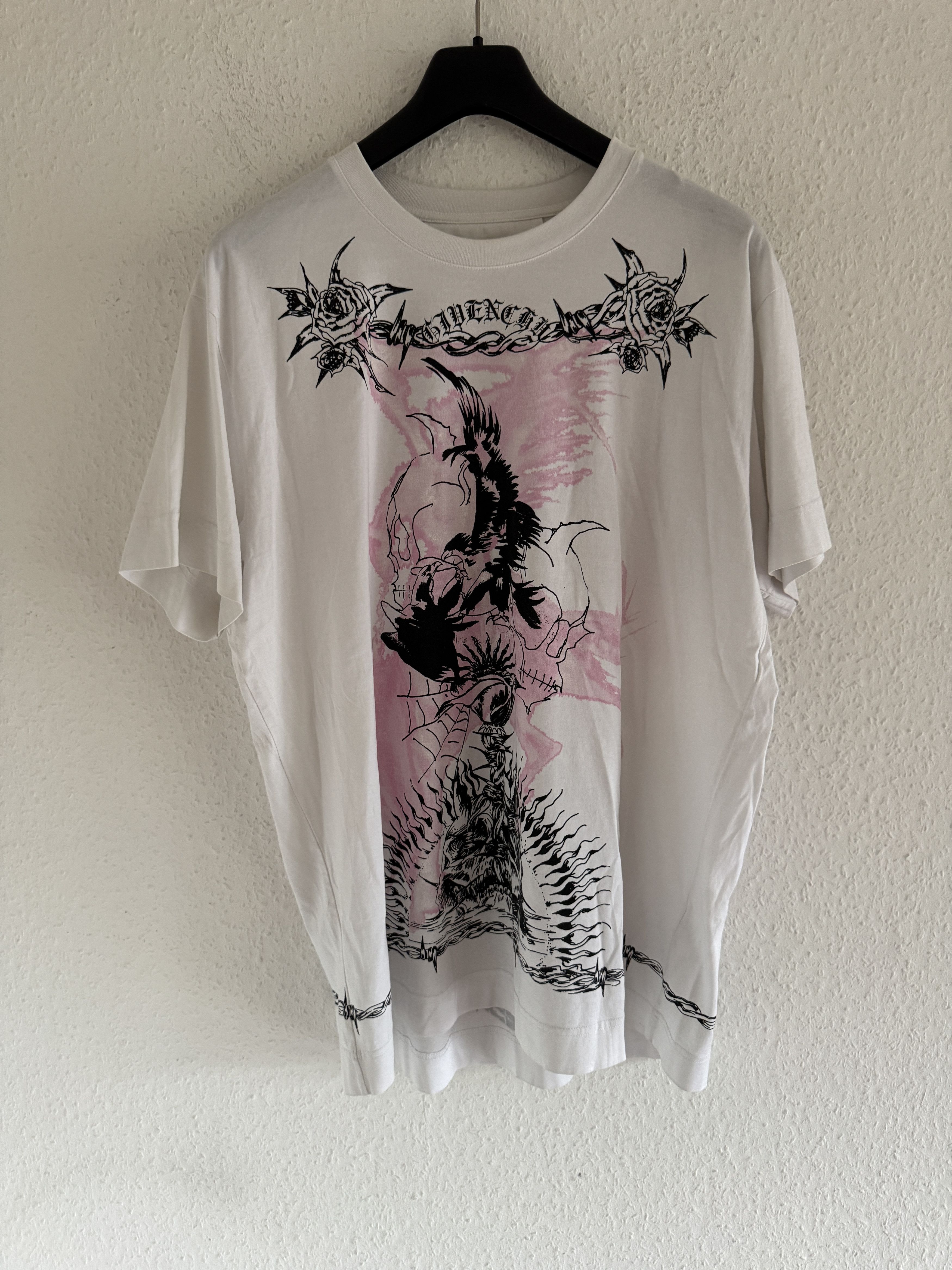 Givenchy White Gothic Print Oversized T-Shirt Size US S / EU 44-46 / 1 - 6 Thumbnail