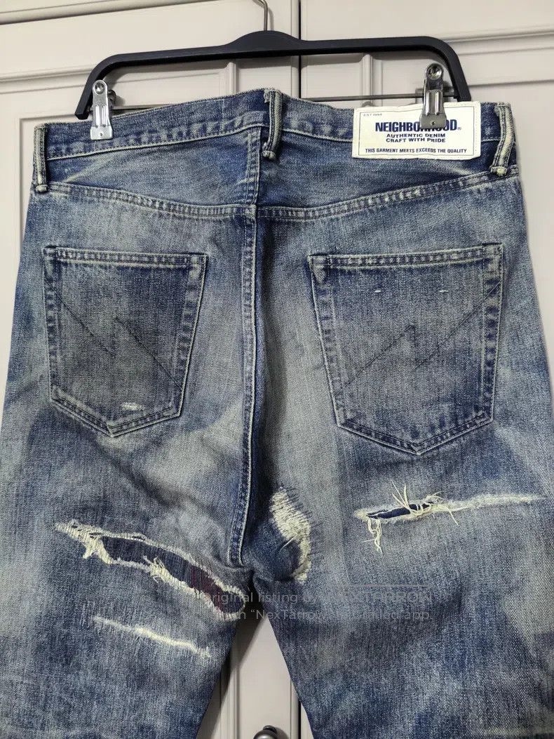 Neighborhood Neighborhood size L Jeans Size US 27 - 3 Thumbnail