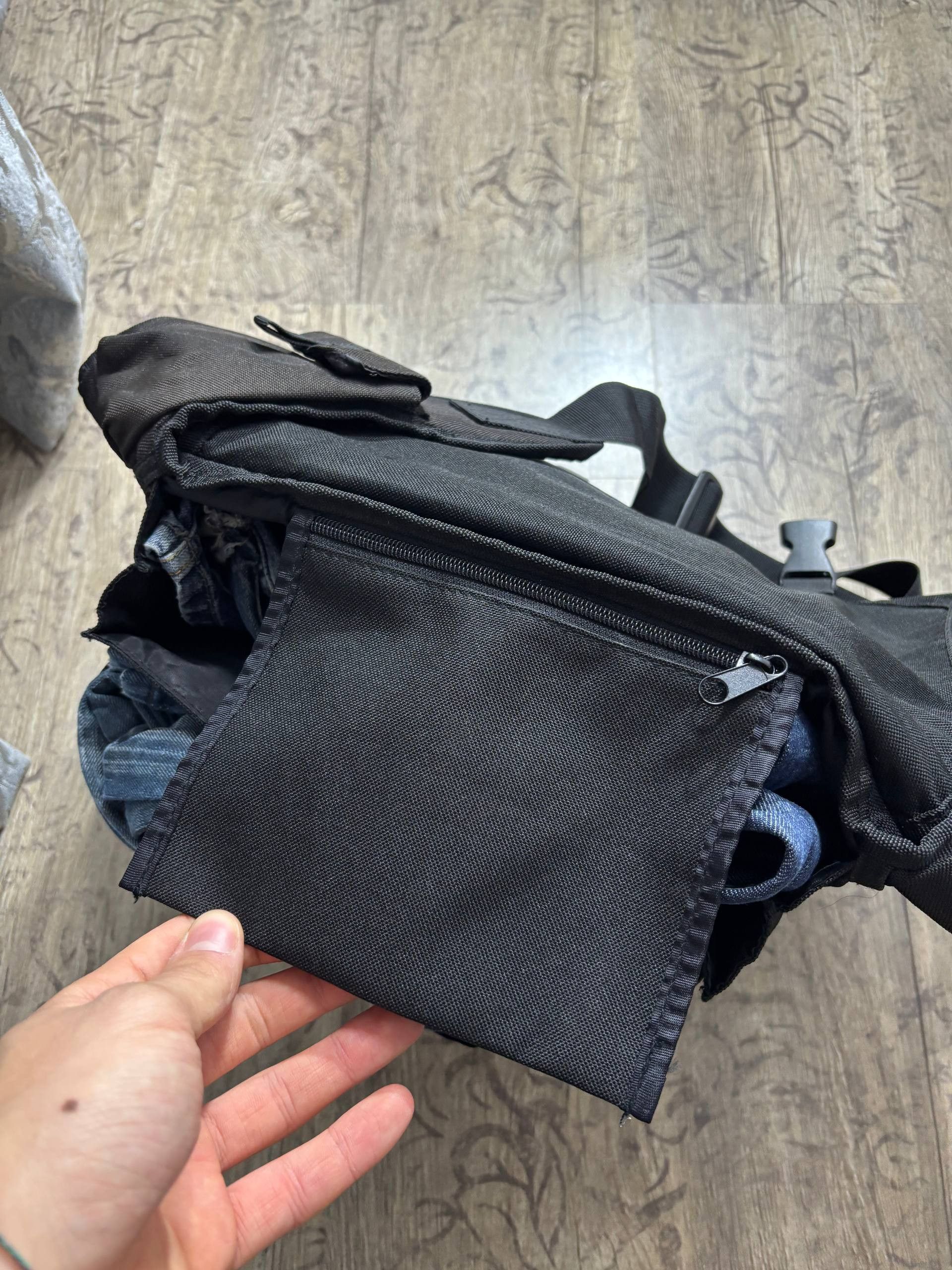 Diesel VTG Cargo Diesel Style sun fade Y2K Backpack Sling Bag Size ONE SIZE - 9 Thumbnail