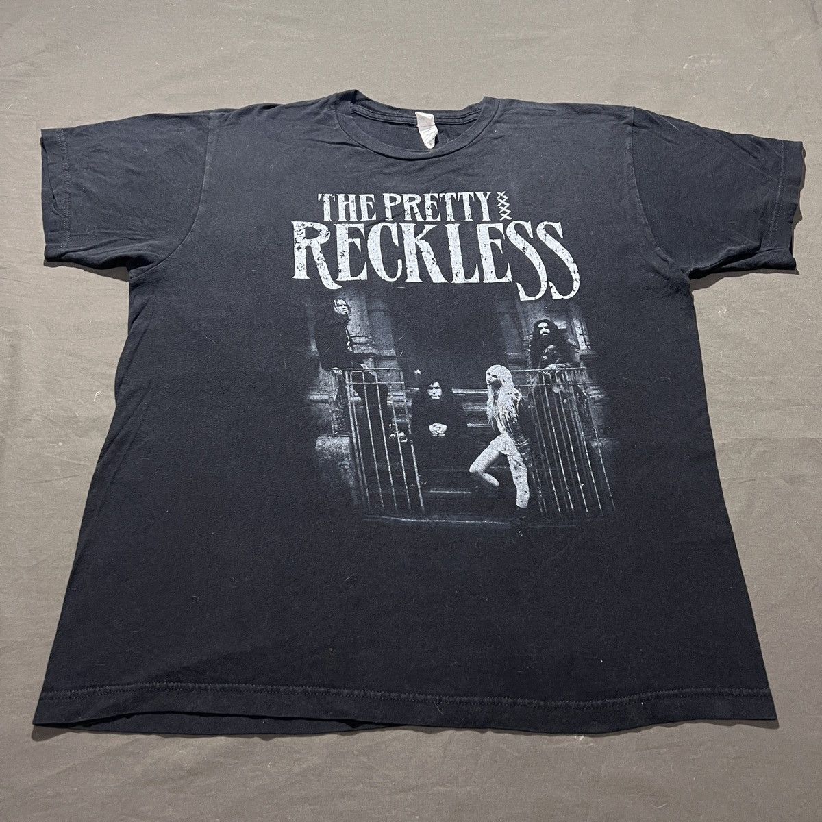 Band Tees Vintage Y2K The Pretty Reckless Promo Tee L Alternative rock Size US L / EU 52-54 / 3 - 1 Thumbnail