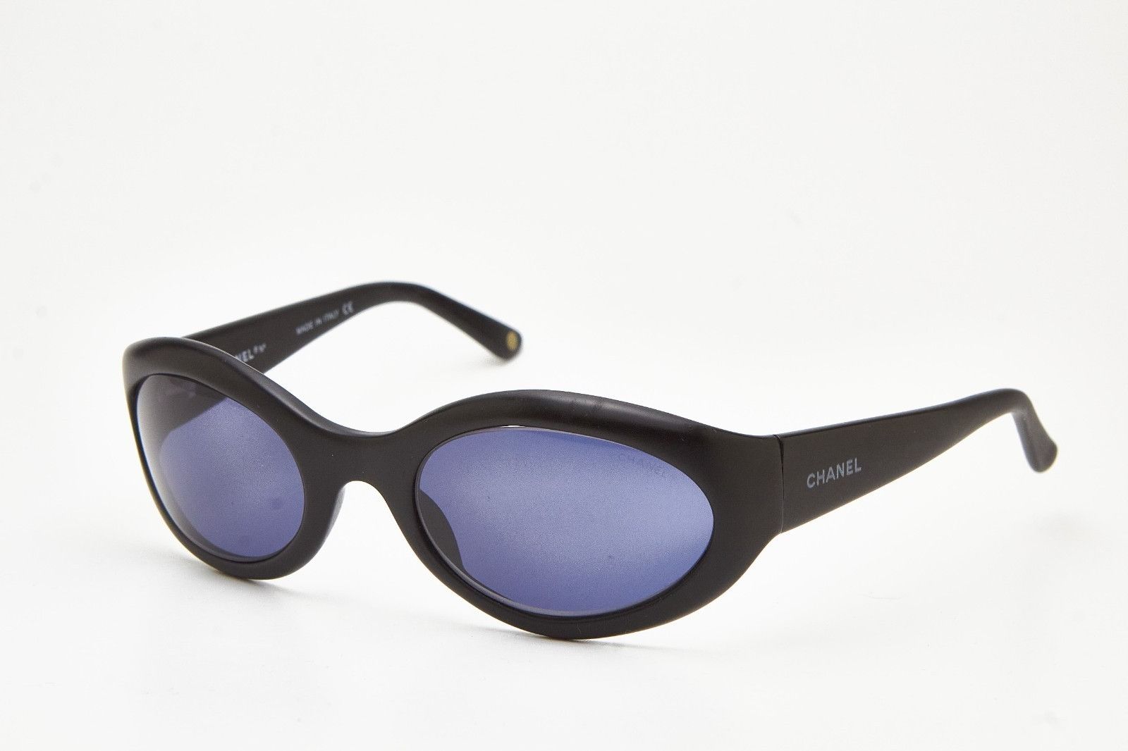 Chanel CHANEL 5017 Bold Rave Eggs chunky sunglass 1990s Size ONE SIZE - 9 Thumbnail
