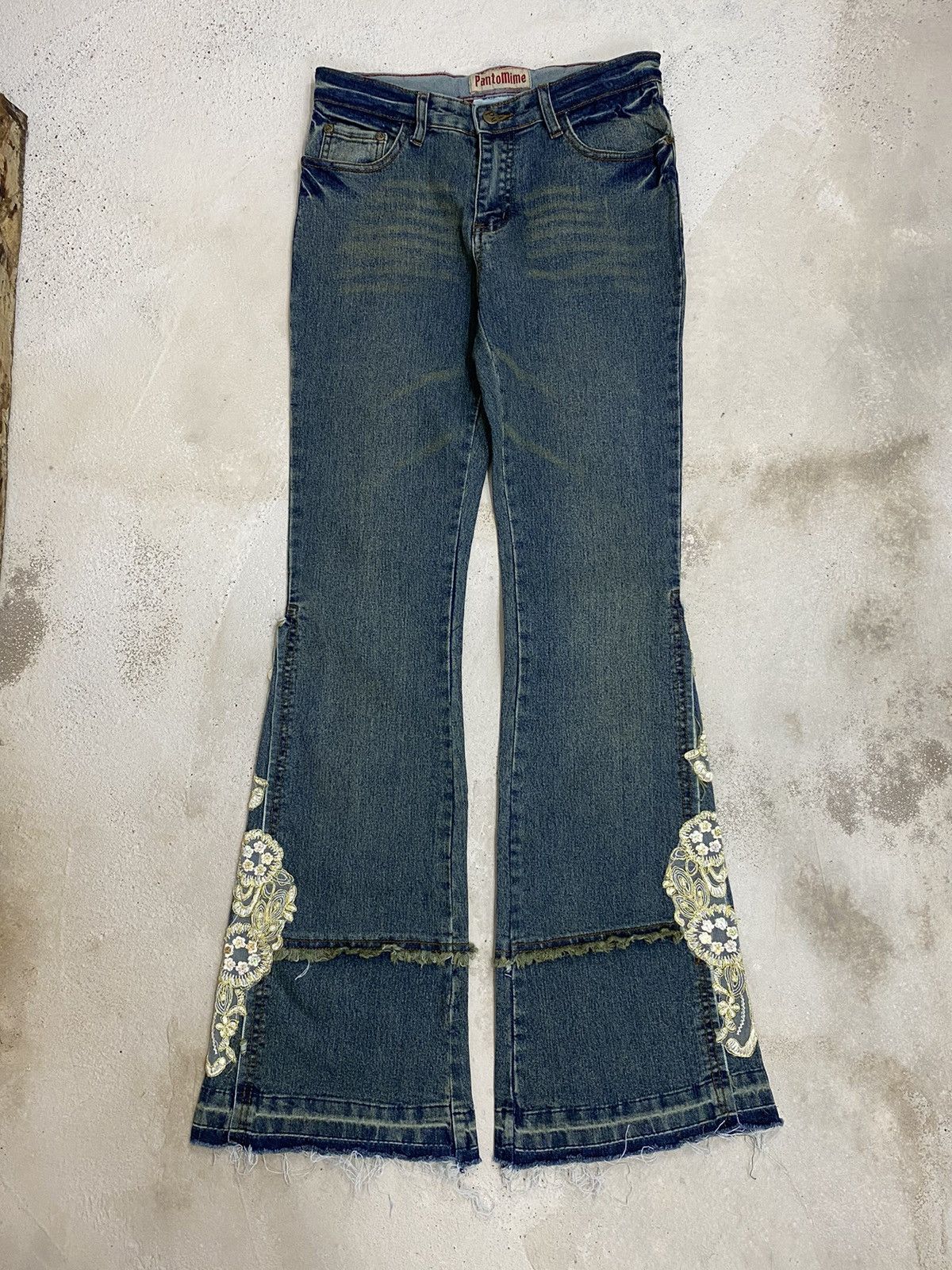 If Six Was Nine × Japanese Brand × Le Grande Bleu (L.G.B.) Flare Unisex PantoMime Mud Washed Embroid Flower Patchwork Size US 27 - 2 Thumbnail