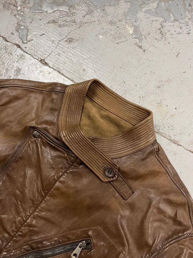 Emporio Armani 1990s Emporio Armani Asymmetrical Avant Garde Brown Leather Jacket Size US S / EU 44-46 / 1 - 5 Thumbnail