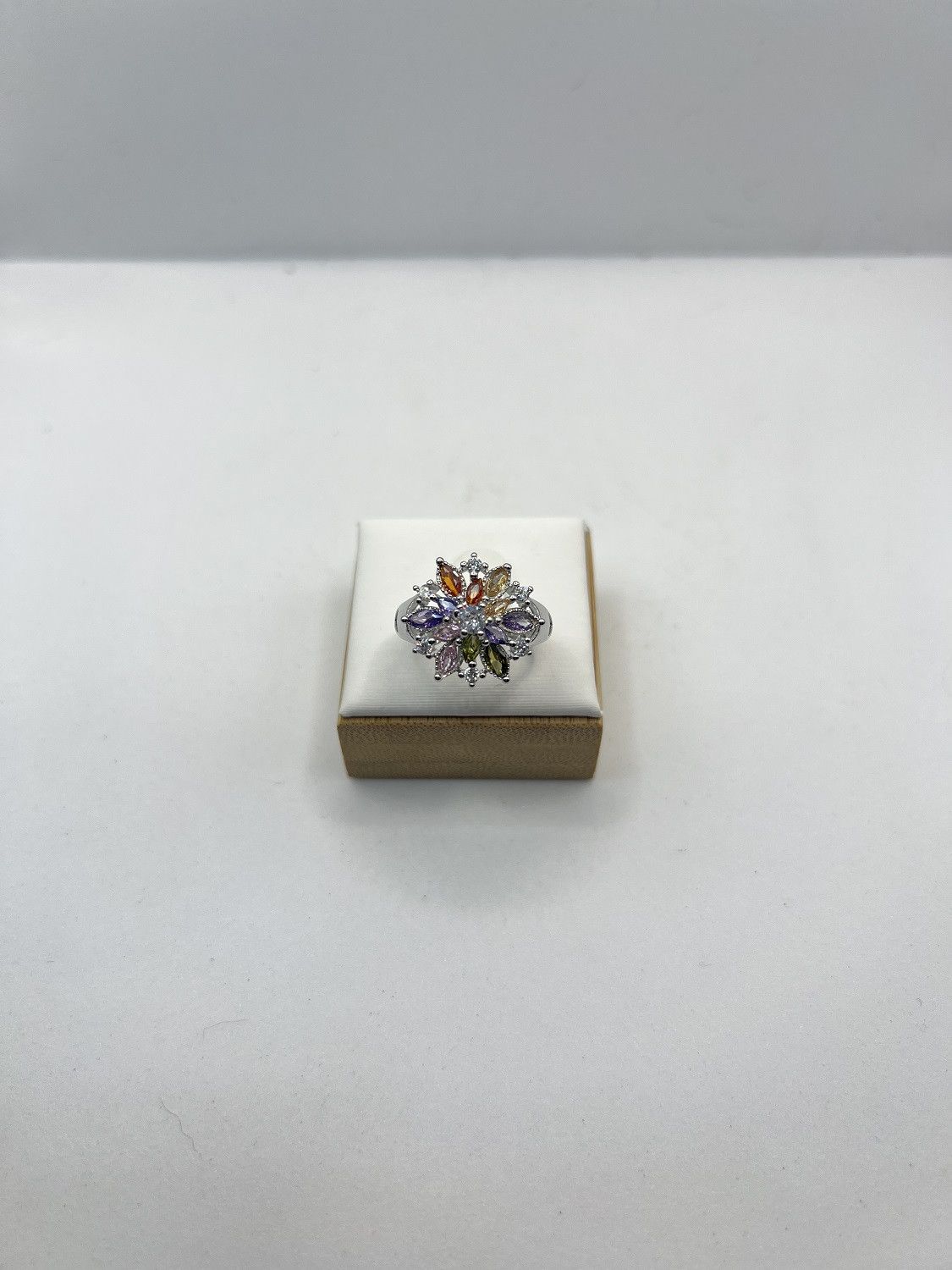 Jewelry x Silver Rainbow Czs Flower Silver Ring - Size 7, Men's