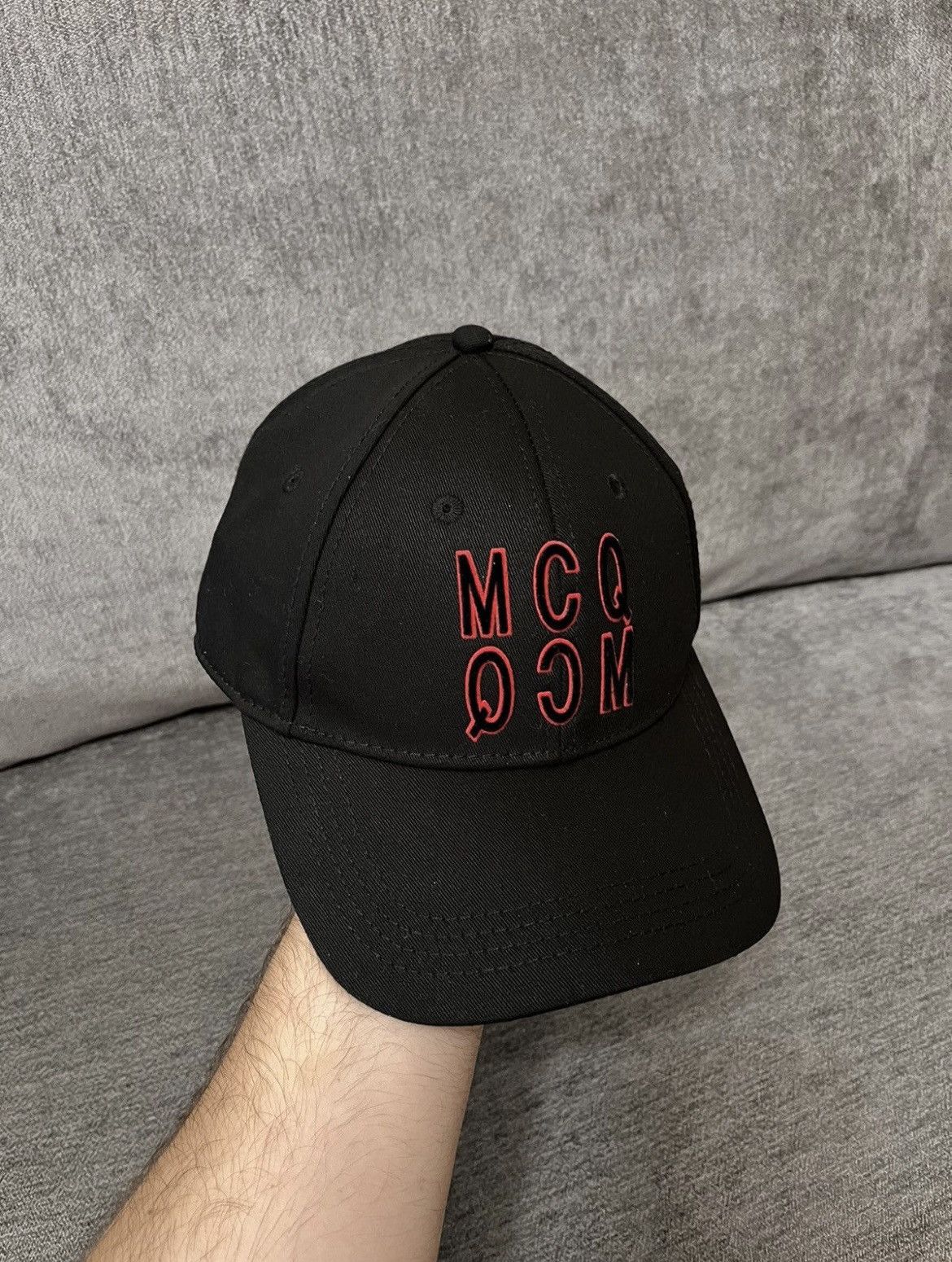 Alexander McQueen Alexander McQueen Hat Size ONE SIZE - 2 Thumbnail