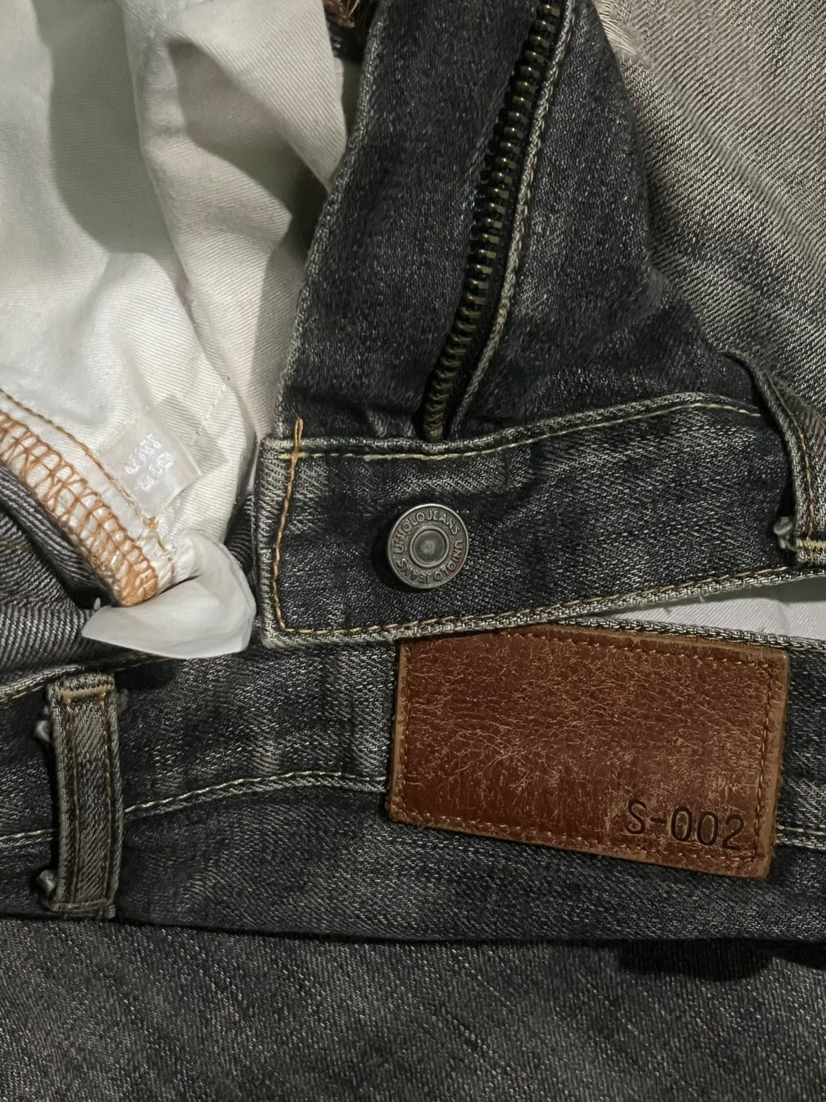 Japanese Brand × Jun Takahashi × Uniqlo Vintage Japanese Brand Uniqlo Rusty Grey Washed Frayed Jeans Size US 28 / EU 44 - 10 Thumbnail
