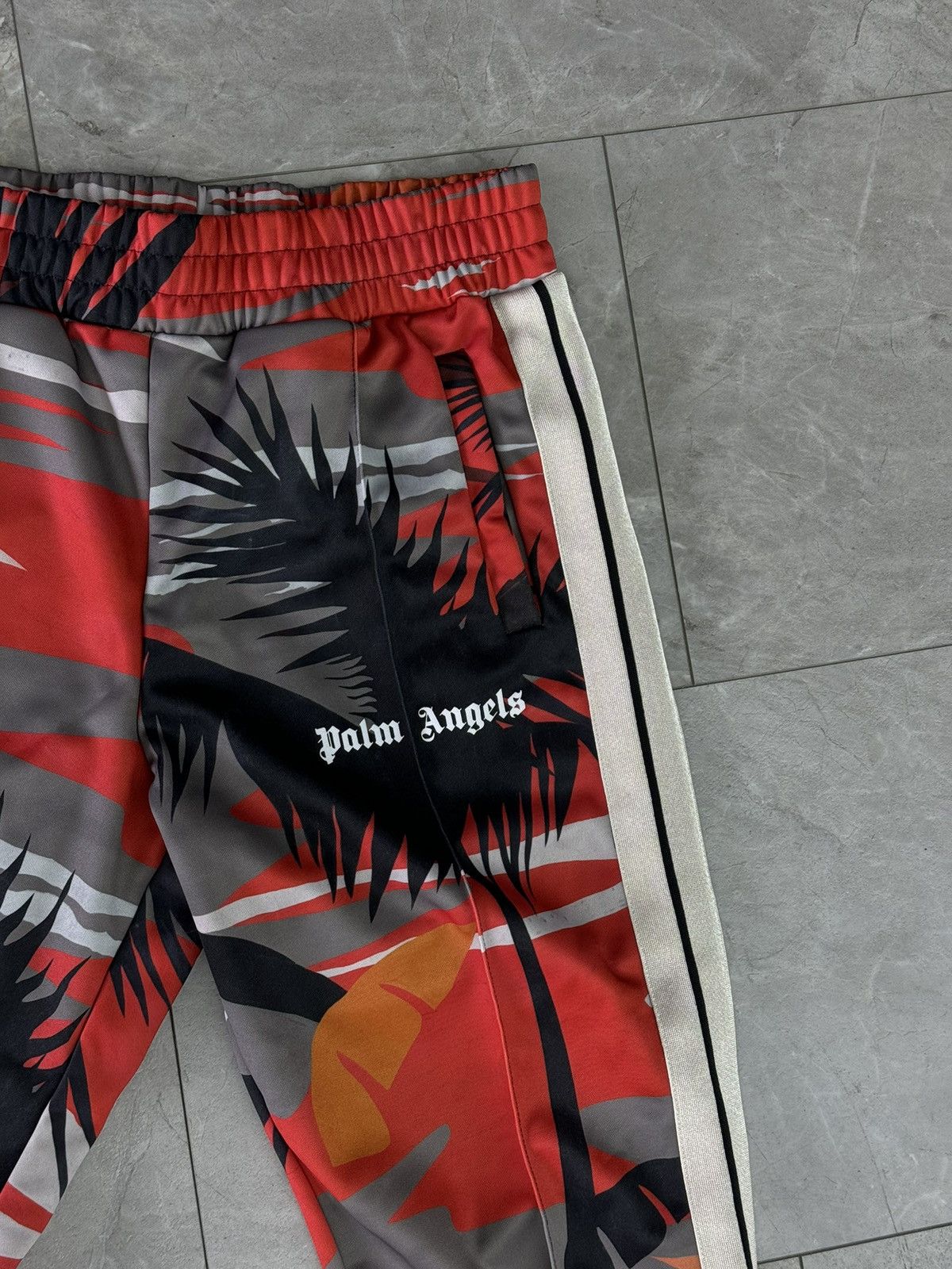 Palm Angels Palm Angels Hawaii Track Pants Size US 34 / EU 50 - 2 Thumbnail