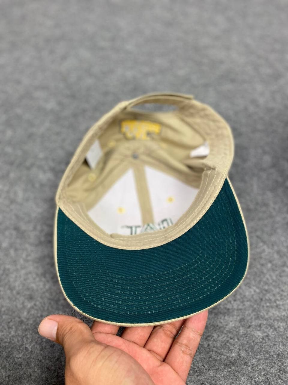 Caterpillar vintage catterpillar velcro strap cap embroided Size ONE SIZE - 2 Thumbnail