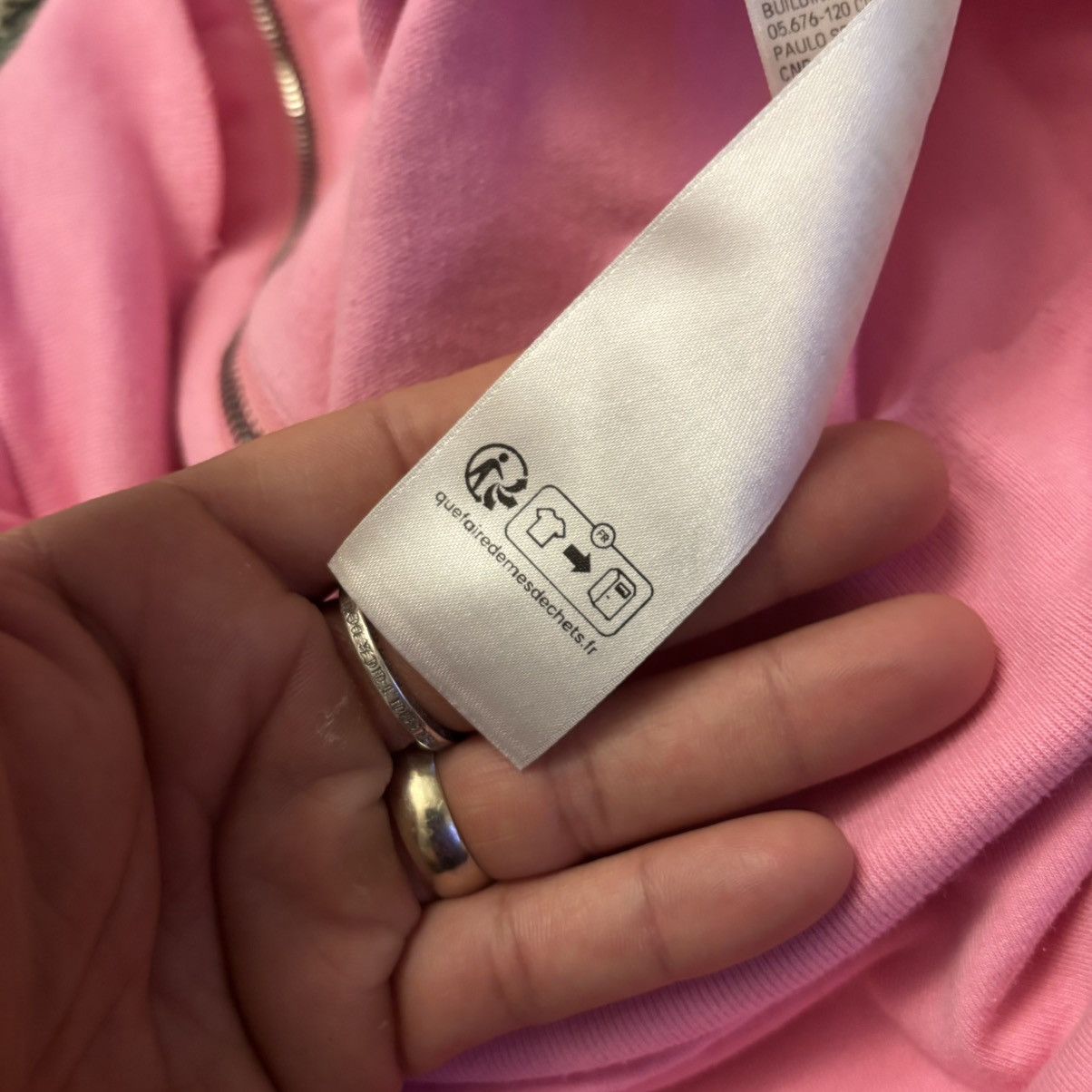 Balenciaga Balenciaga No Logo Pink Distressed Hoodie Size XS Brand New Size US XS / EU 42 / 0 - 11 Thumbnail