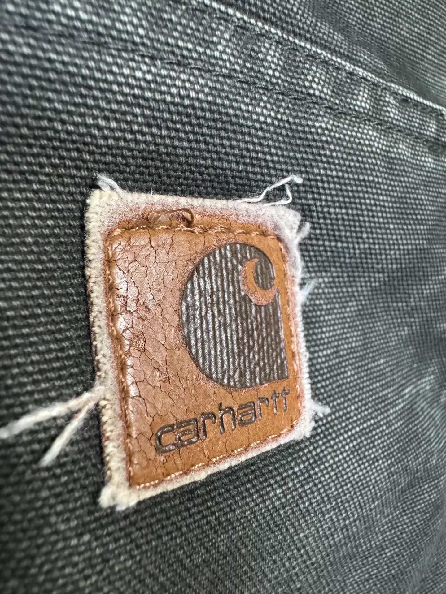 Carhartt Vintage Carhartt J130 Moss Green L Hooded Work Jacket Size US L / EU 52-54 / 3 - 7 Thumbnail
