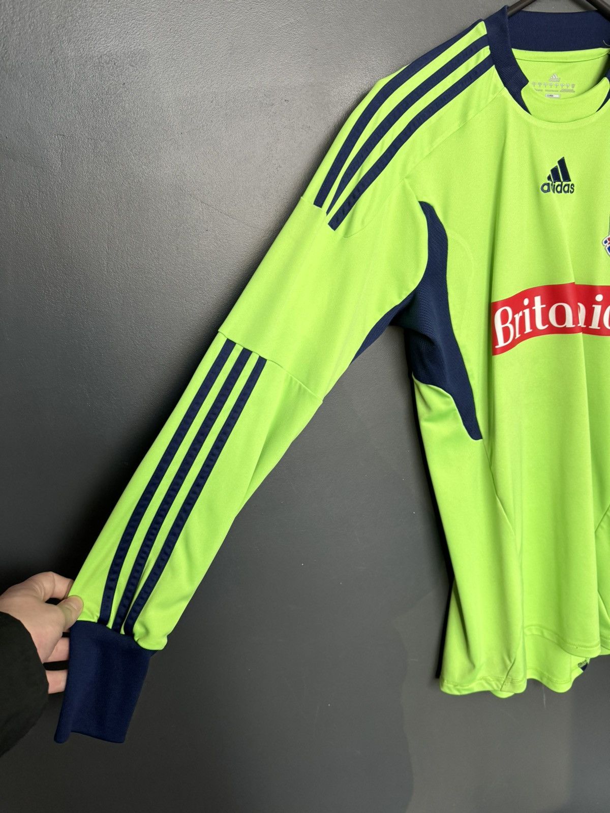 Adidas Stoke City 11/12 Goalkeeper Football Long Sleeve Jersey Size US S / EU 44-46 / 1 - 4 Thumbnail