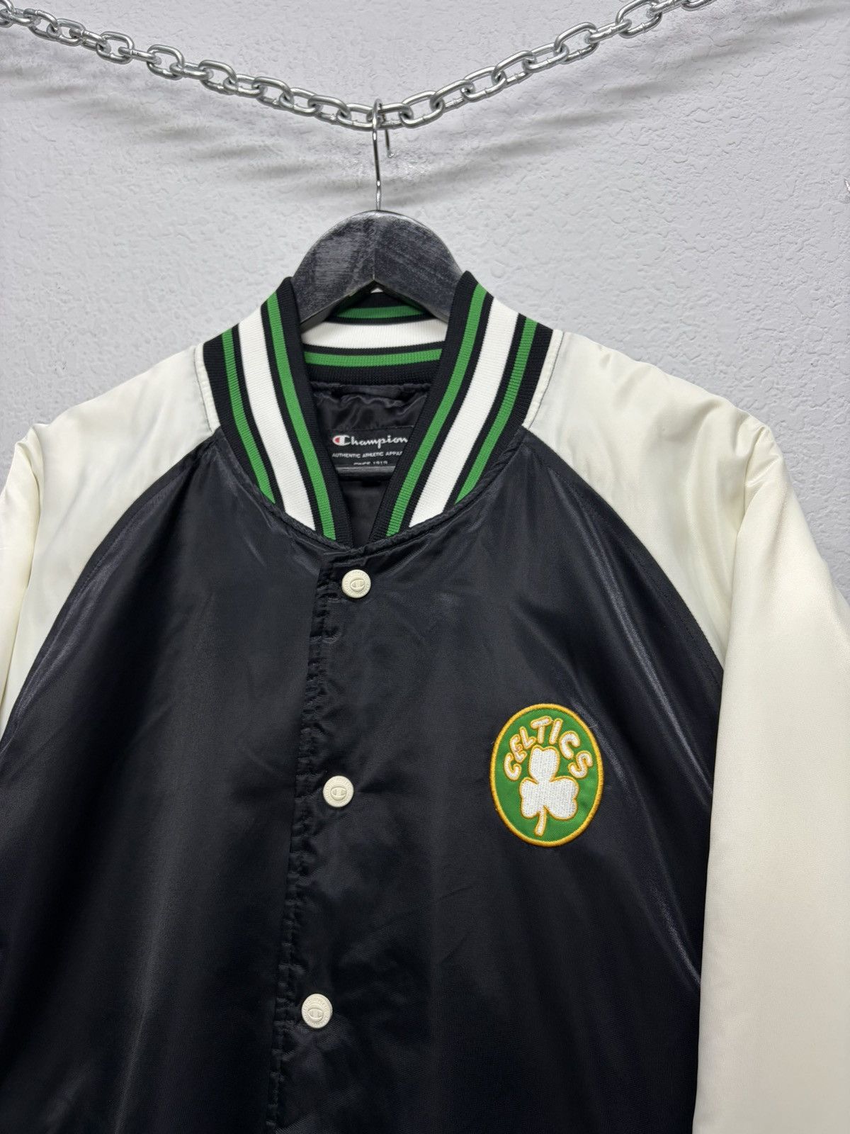 NBA VTG Champion x NBA Boston Celtics Black & White Satin Bomber Size US L / EU 52-54 / 3 - 6 Thumbnail