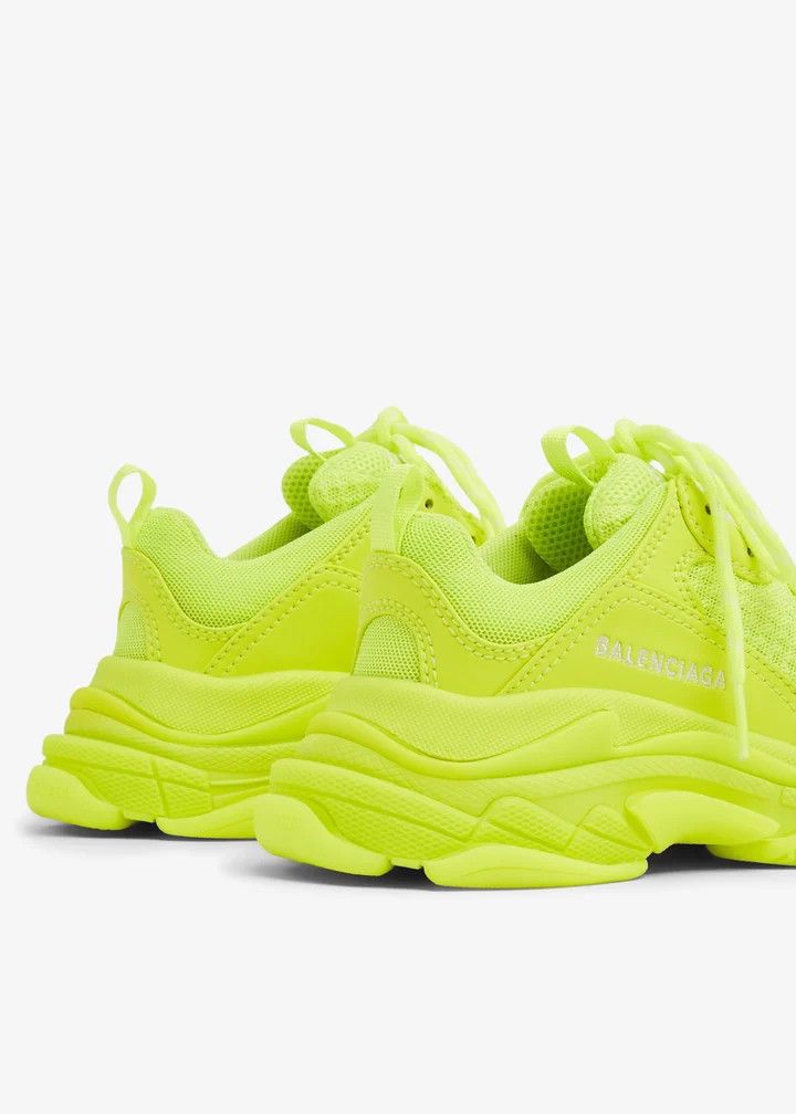Balenciaga o1srvl11e0426 Size: KIDS 24 / Triple S Sneakers in Yellow Size US 5 / EU 37 - 2 Thumbnail