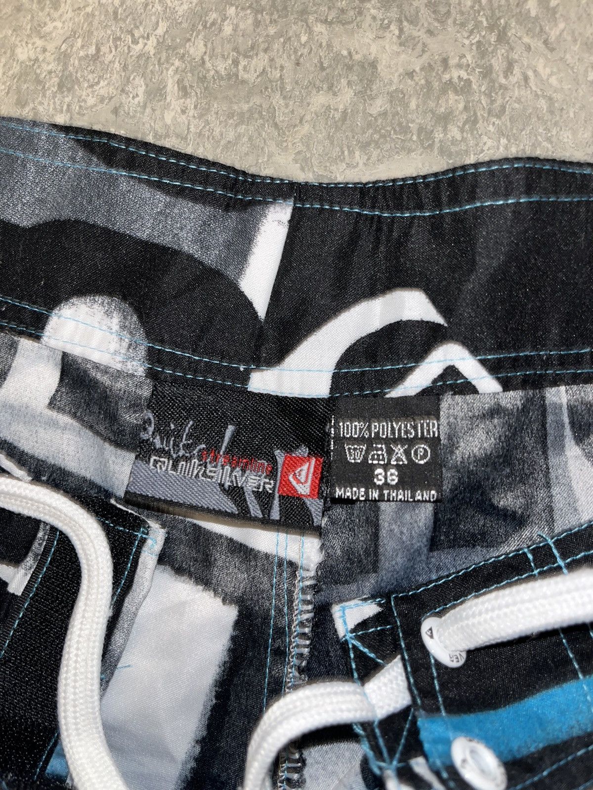 Quiksilver Quiksilver Boardshorts Graffiti Style – Black/Blue/White Size US 36 / EU 52 - 4 Thumbnail